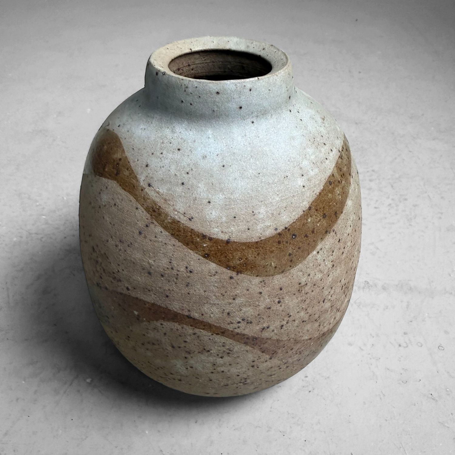 Japanese Studio Pottery Ikebana Vase by Nakata Ryōji, 1980s
