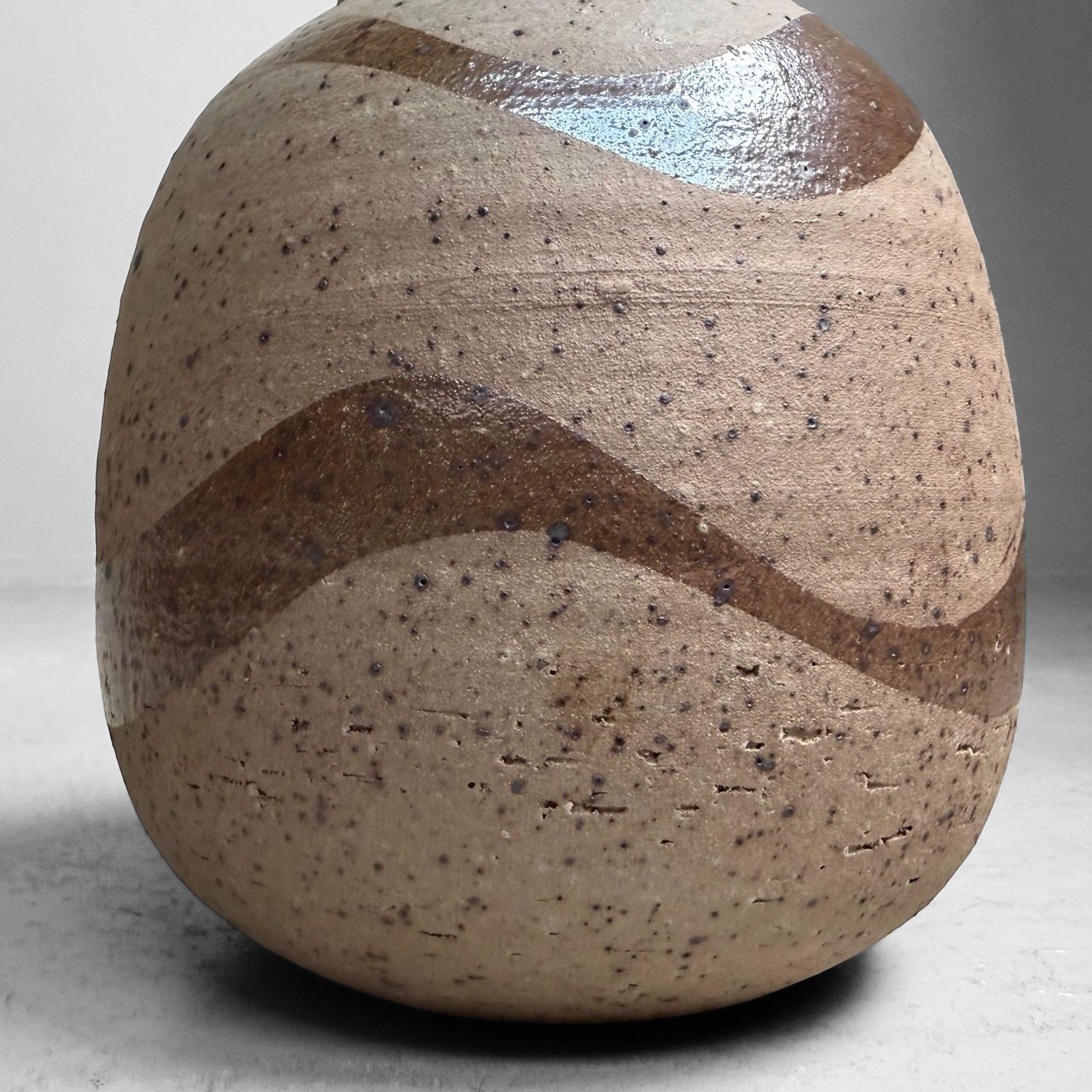 Japanese Studio Pottery Ikebana Vase by Nakata Ryōji, 1980s