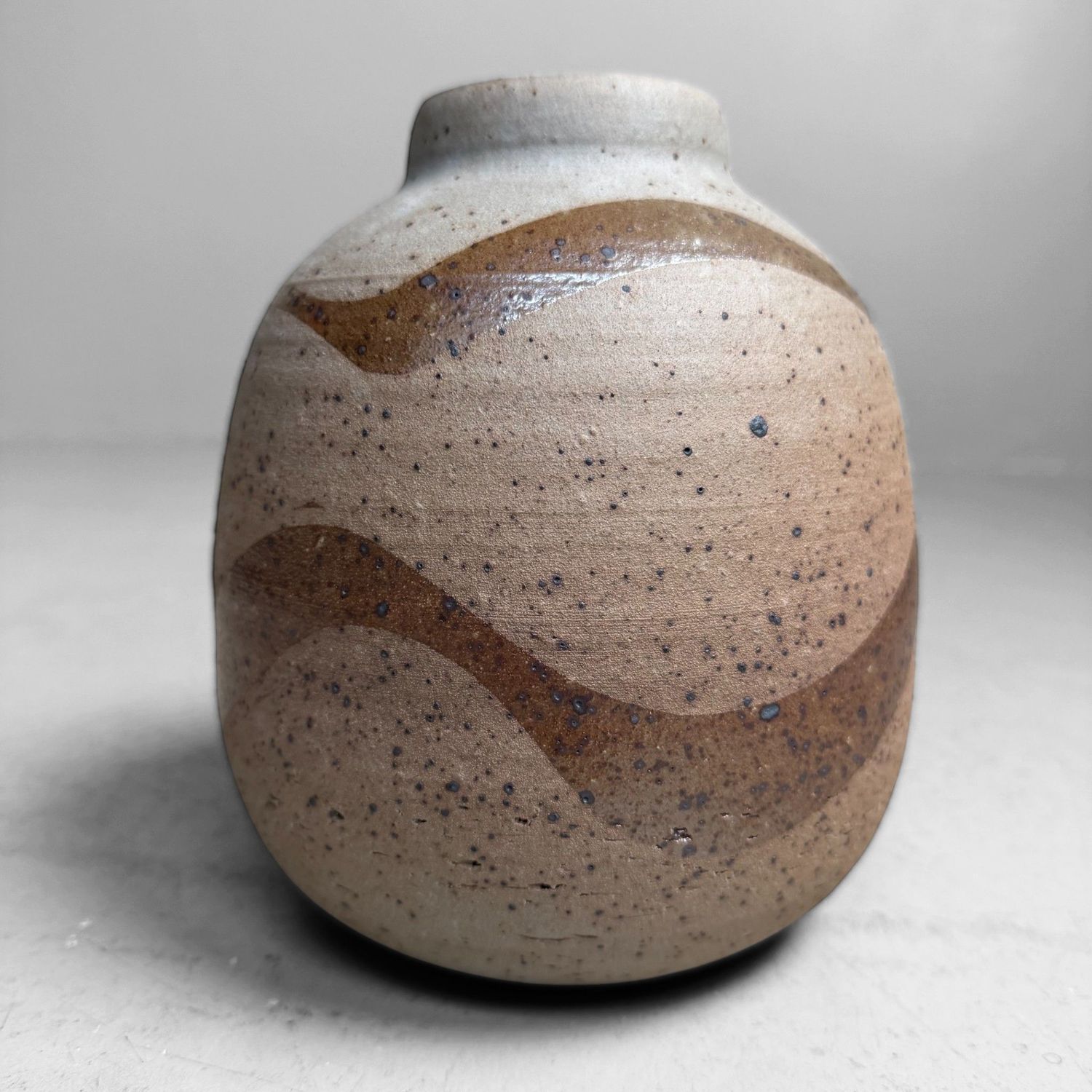 Japanese Studio Pottery Ikebana Vase by Nakata Ryōji, 1980s