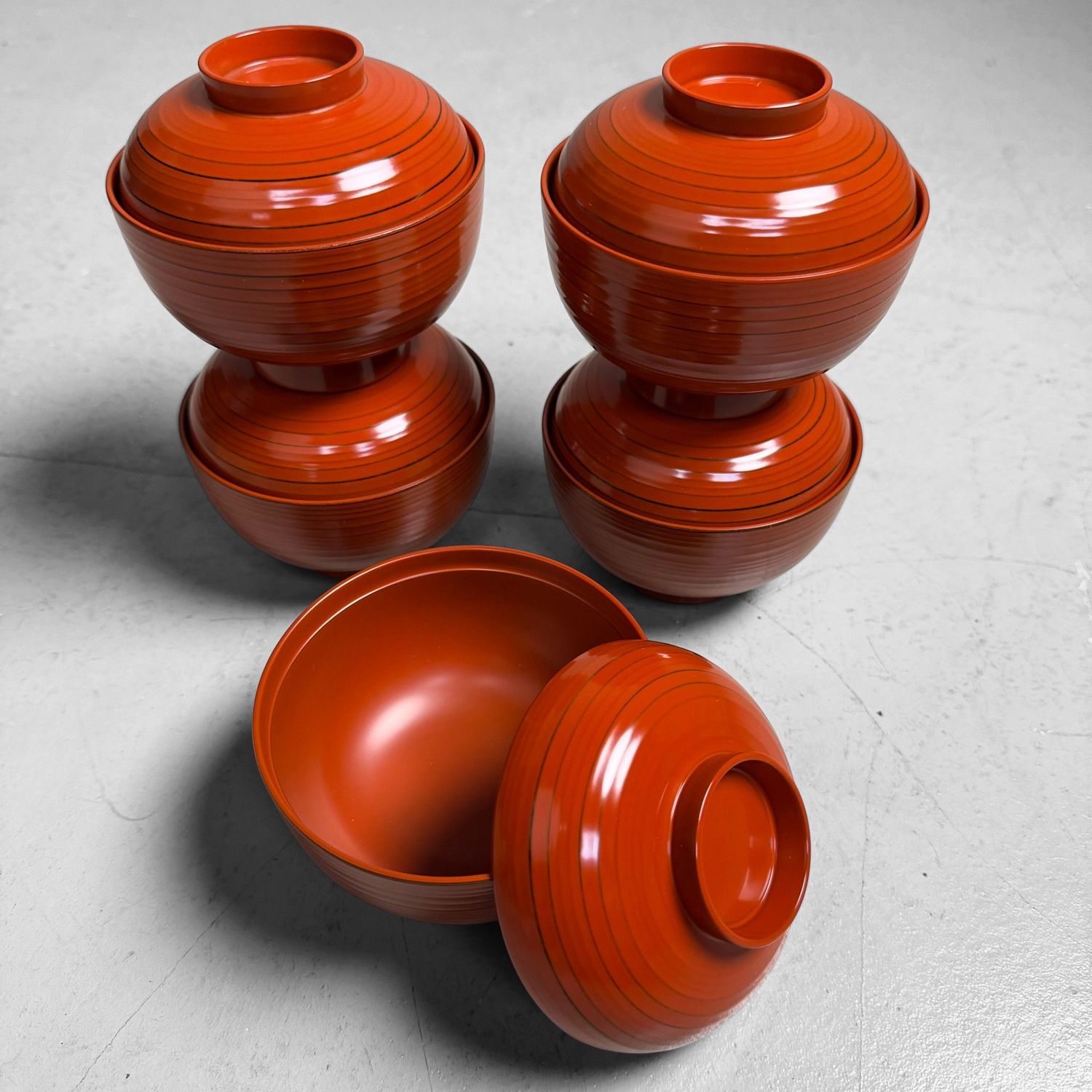 ​Set Japanse Lakkommen met Deksel uit Yamanaka, 1980s.