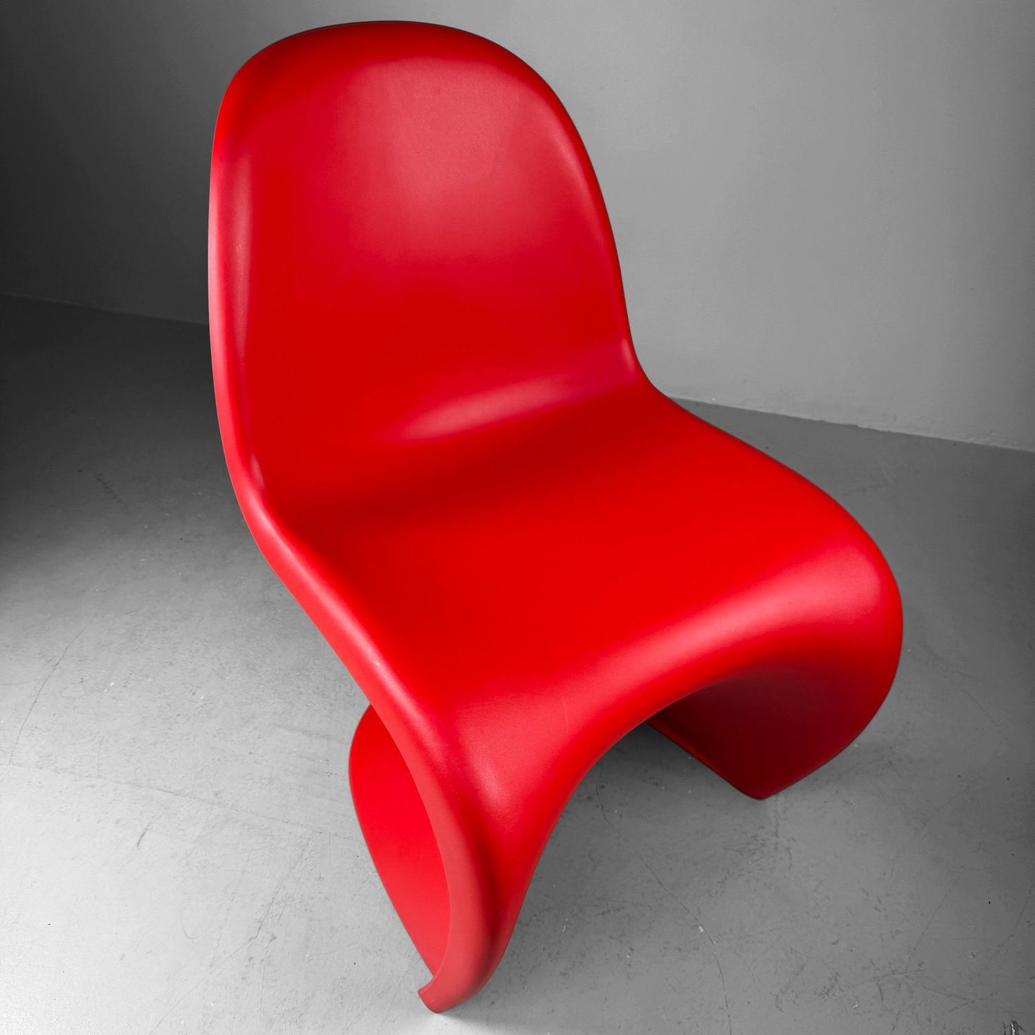 Vitra Panton Design Chair, 2017 Vitra Panton Design Chair, 2017