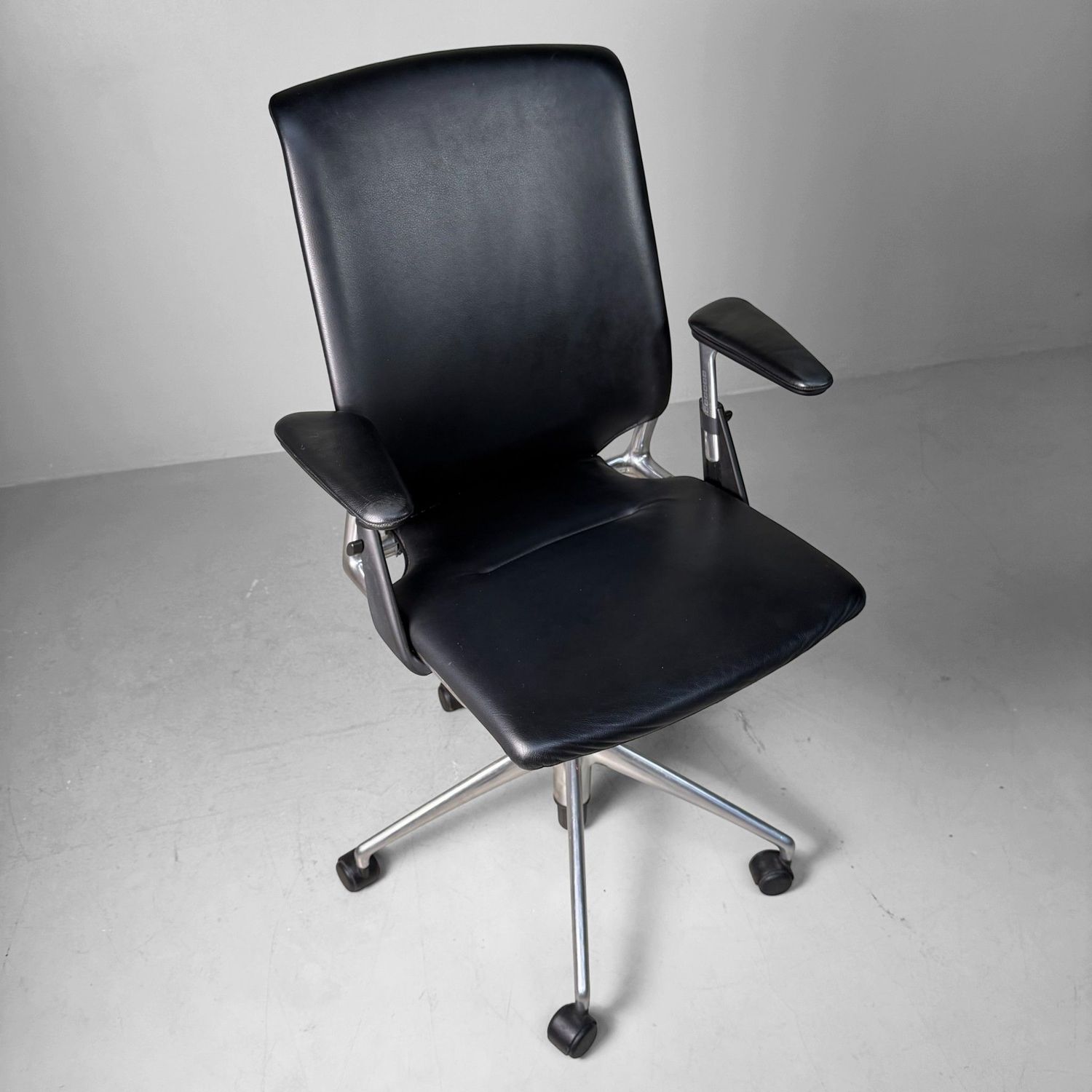 Vitra “Meda Chair” Office Chair by Alberto Meda, Switzerland, 1996 Vitra “Meda Chair” Office Chair by Alberto Meda, Switzerland, 1996