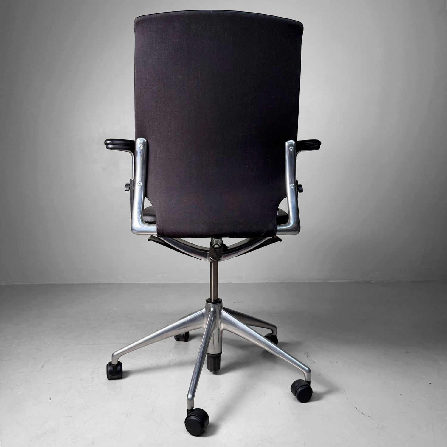 Vitra “Meda Chair” Office Chair by Alberto Meda, Switzerland, 1996 Vitra “Meda Chair” Office Chair by Alberto Meda, Switzerland, 1996