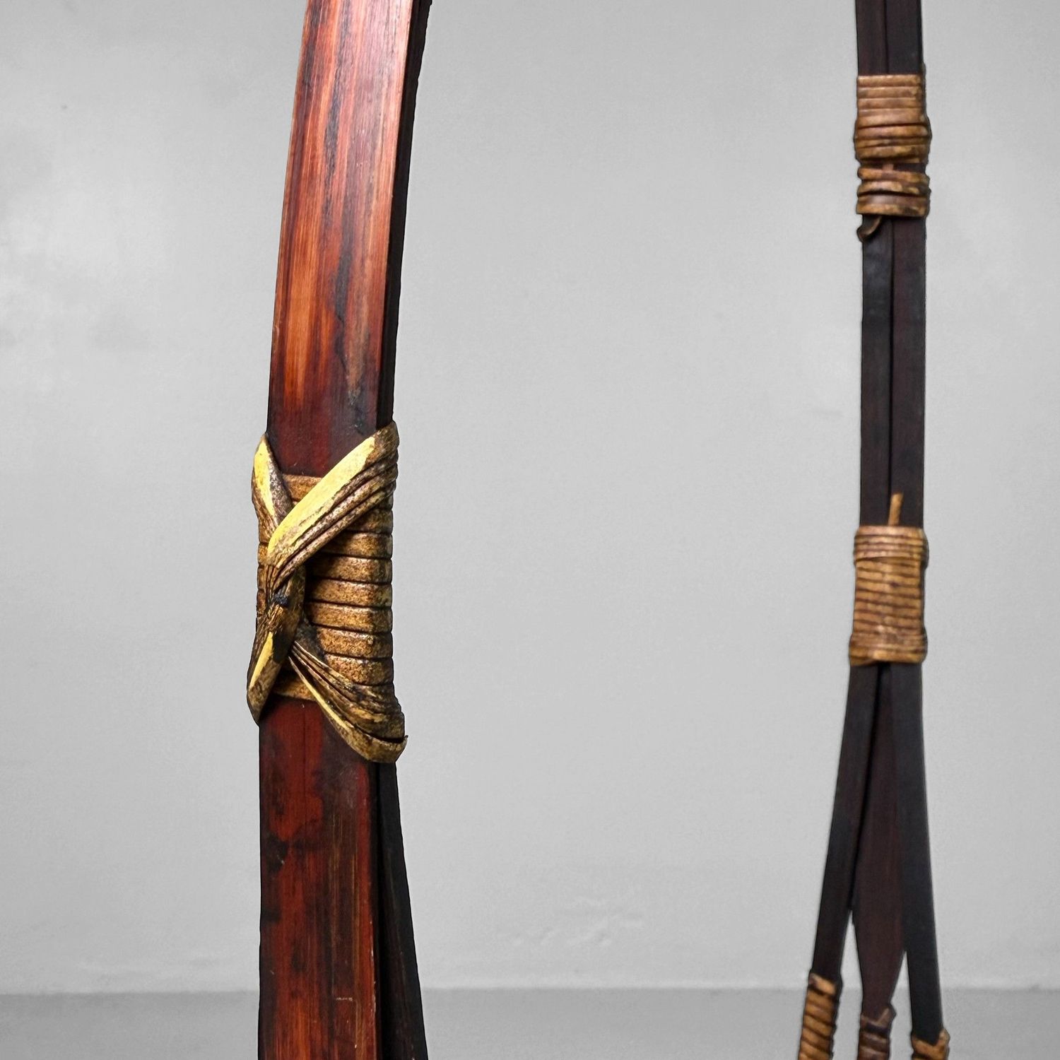 Elegante Japanse Bamboemand – Hanakago voor Ikebana, 1950s