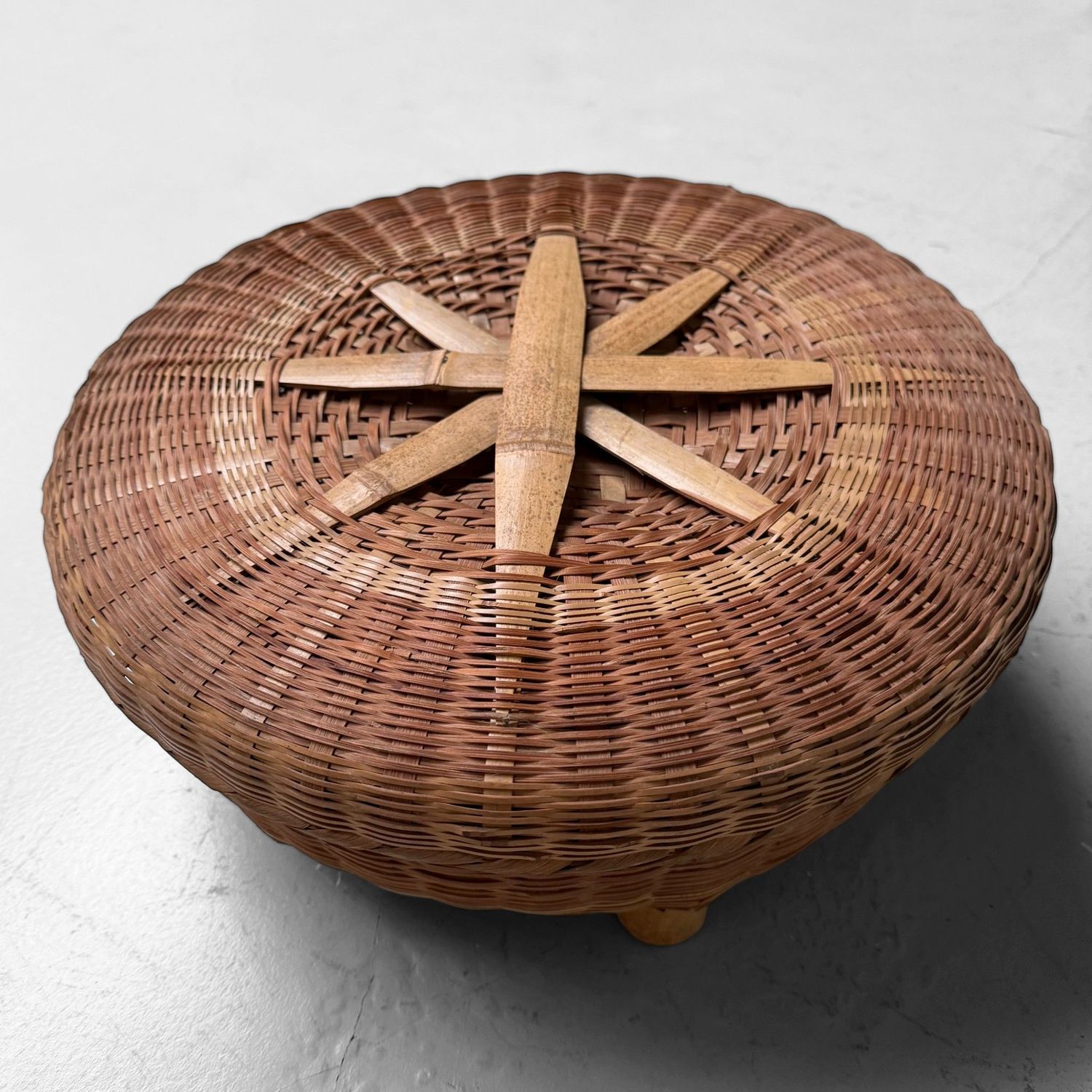 Japanse Matsuura-mand met Deksel, Bamboe Vlechtwerk, 1950s