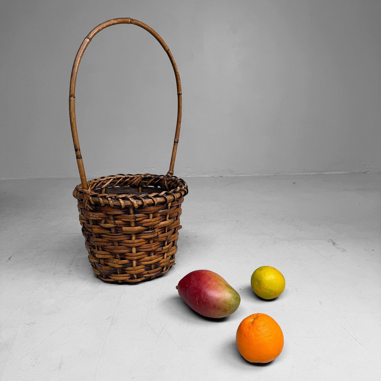 ​Japanse Bamboe Ikebana Mand met Booghandvat, 1960s