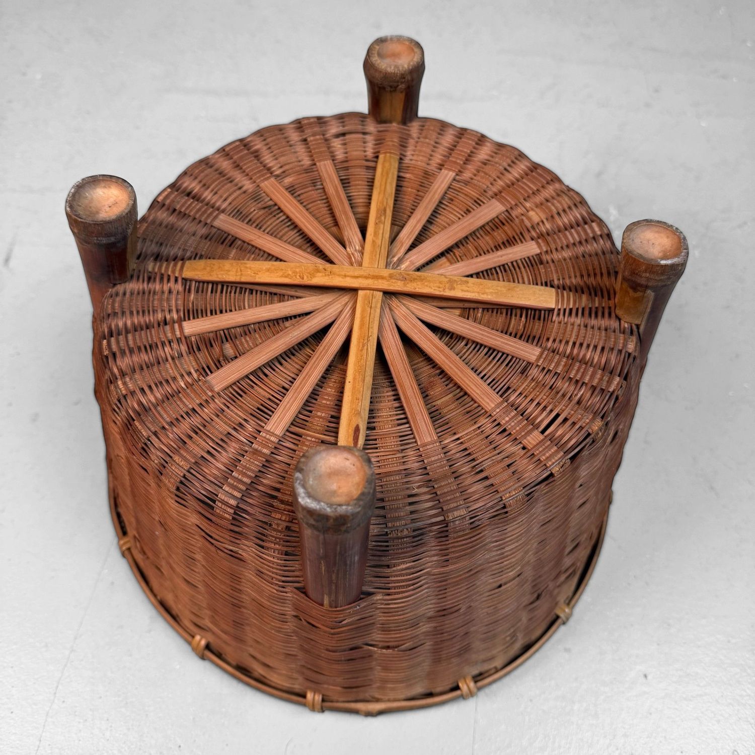 Japanse 'Matsuura' Bamboemand met Deksel, 1950s