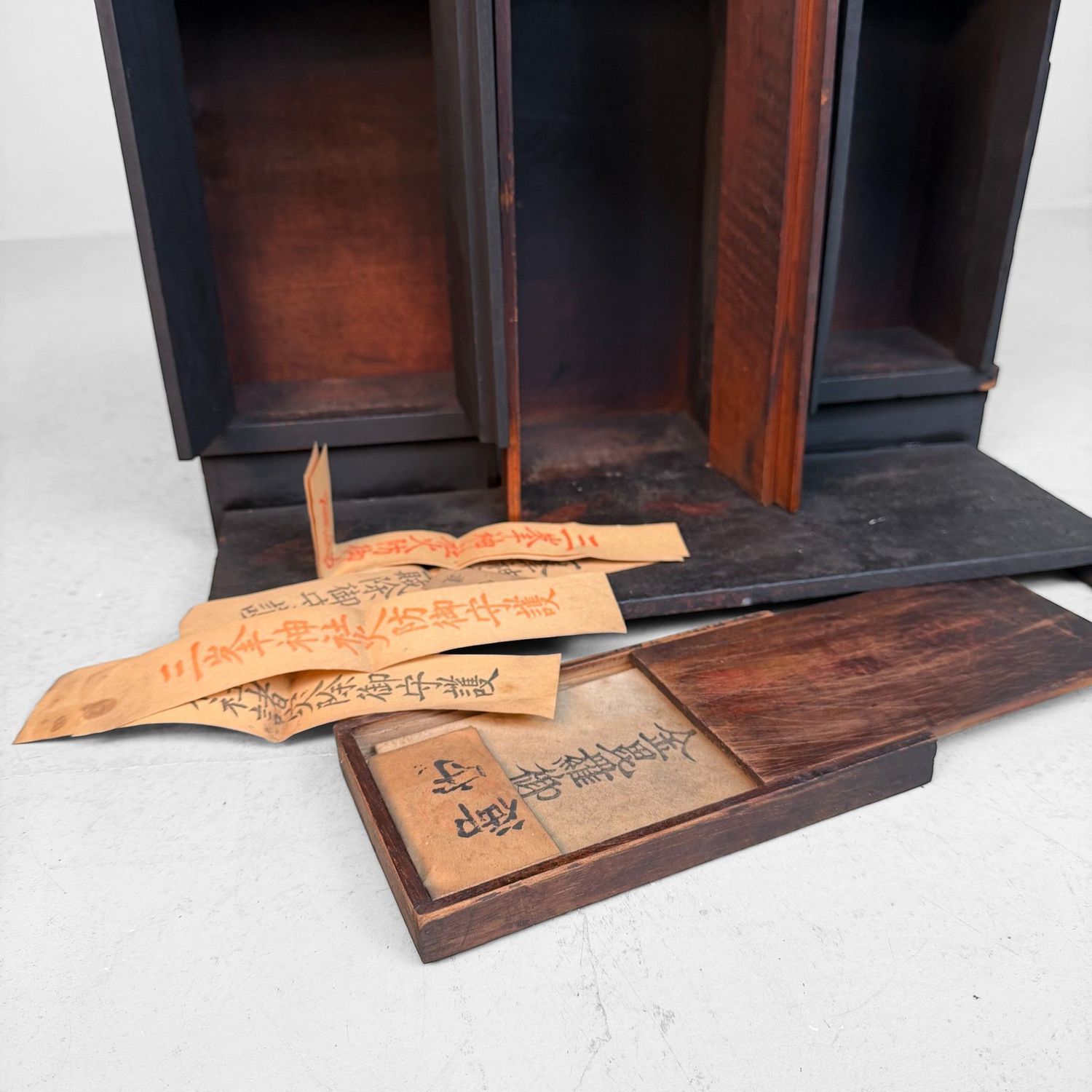 Antique Wooden Kamidana, Traditional Household Shrine, Temple, 1910s Antique Wooden Kamidana, Traditional Household Shrine, Temple, 1910s