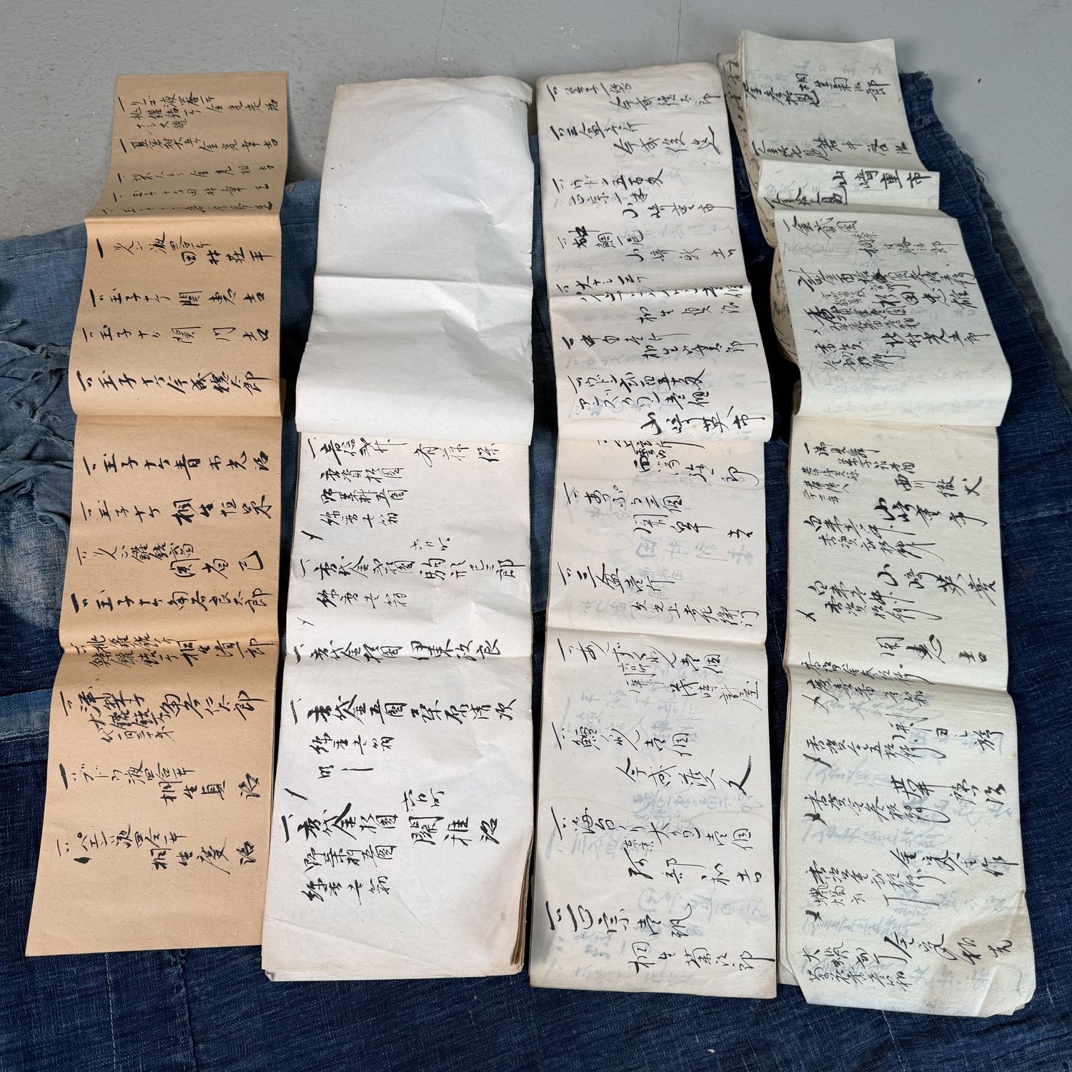 Antieke Japanse Houten Fichebak met Kalligrafie, 1920s–1950s