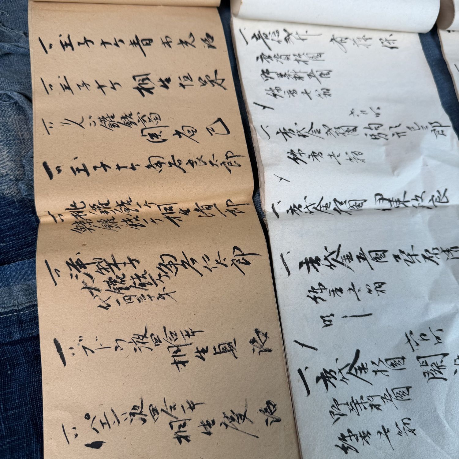 Antieke Japanse Houten Fichebak met Kalligrafie, 1920s–1950s