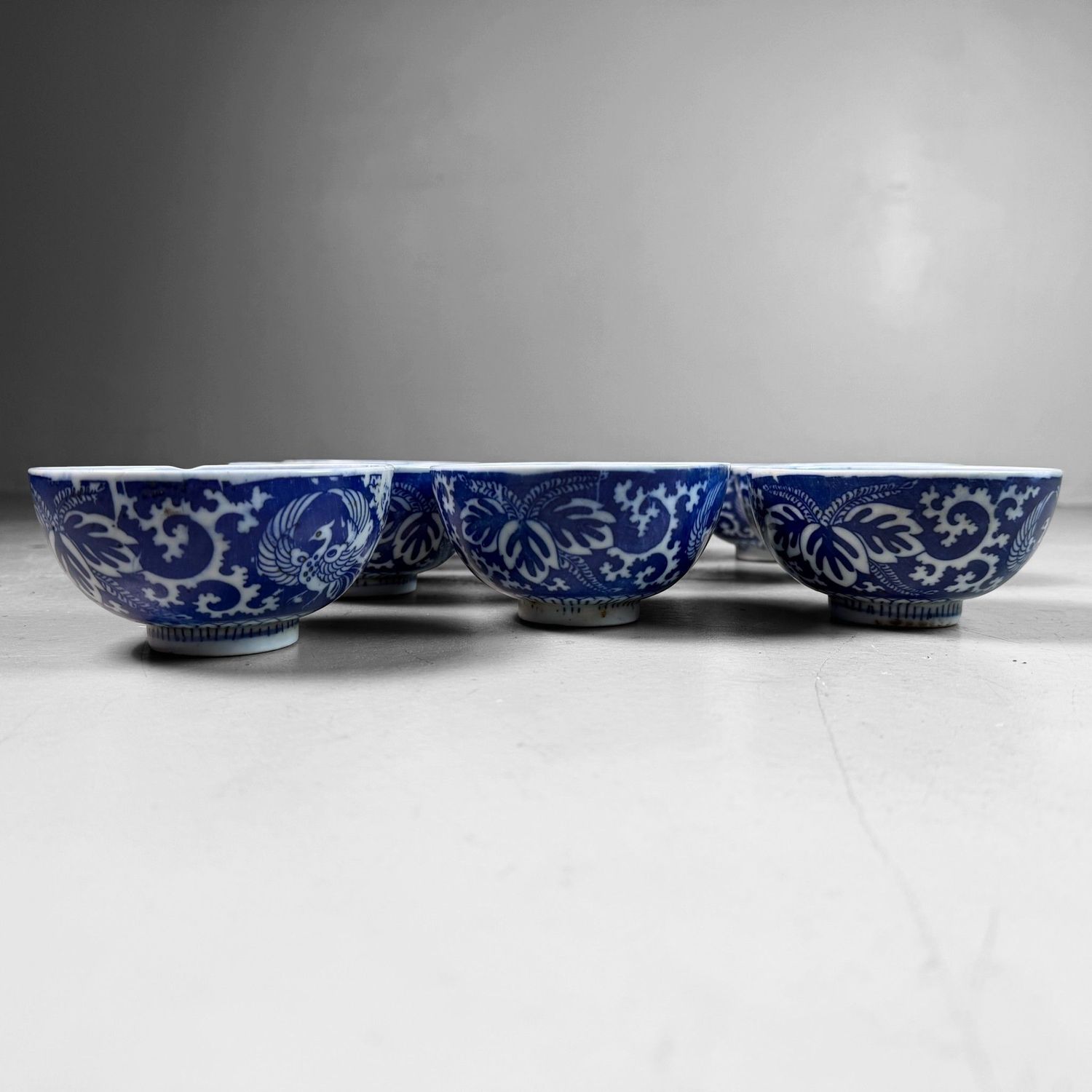 Set Japanse Kommetjes met Feniks en Shōchikubai Motief, 1950s