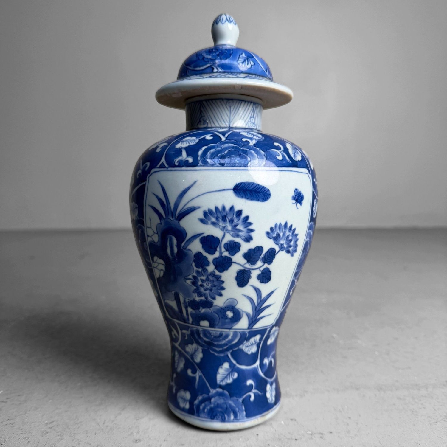Chinese Decorative Lidded Vase, Kangxi Mark, 1950s