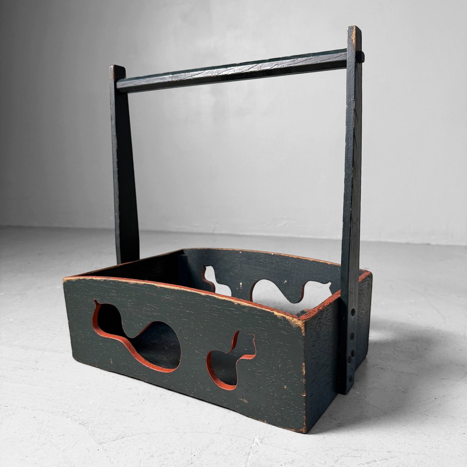 Japanse Houten Kago Draagmand met Kalebasmotief, Hyōtan, 1950s