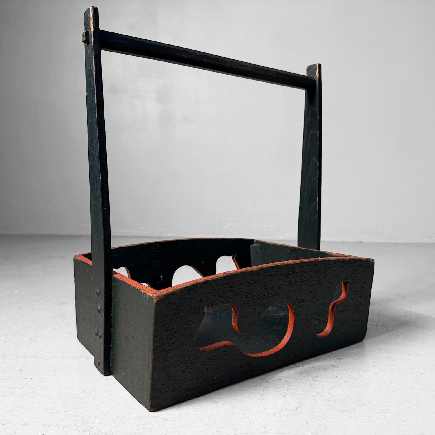 Japanse Houten Kago Draagmand met Kalebasmotief, Hyōtan, 1950s
