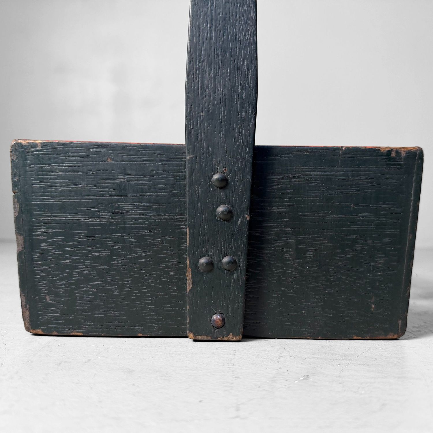 Japanse Houten Kago Draagmand met Kalebasmotief, Hyōtan, 1950s