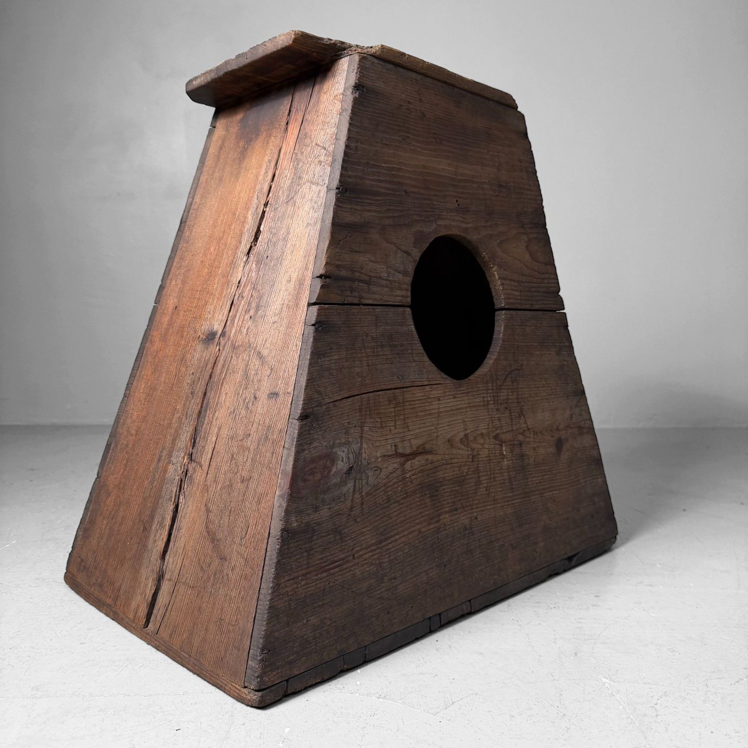 Minimalist Wooden Japanese Fumidai, Trapezoid Step Stool, 1940s