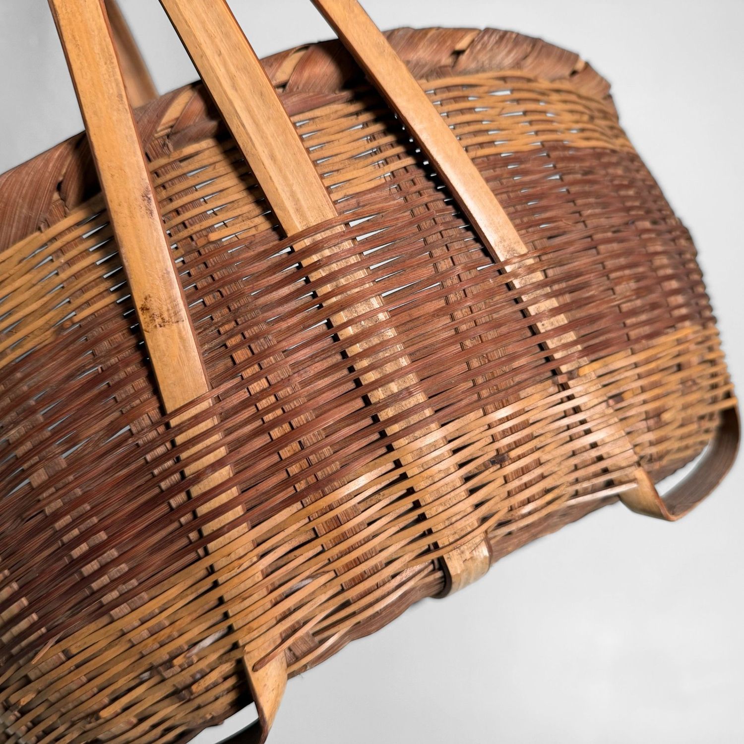 ​Sierlijke Handgevlochten Japanse Bamboe Mand, 1950s