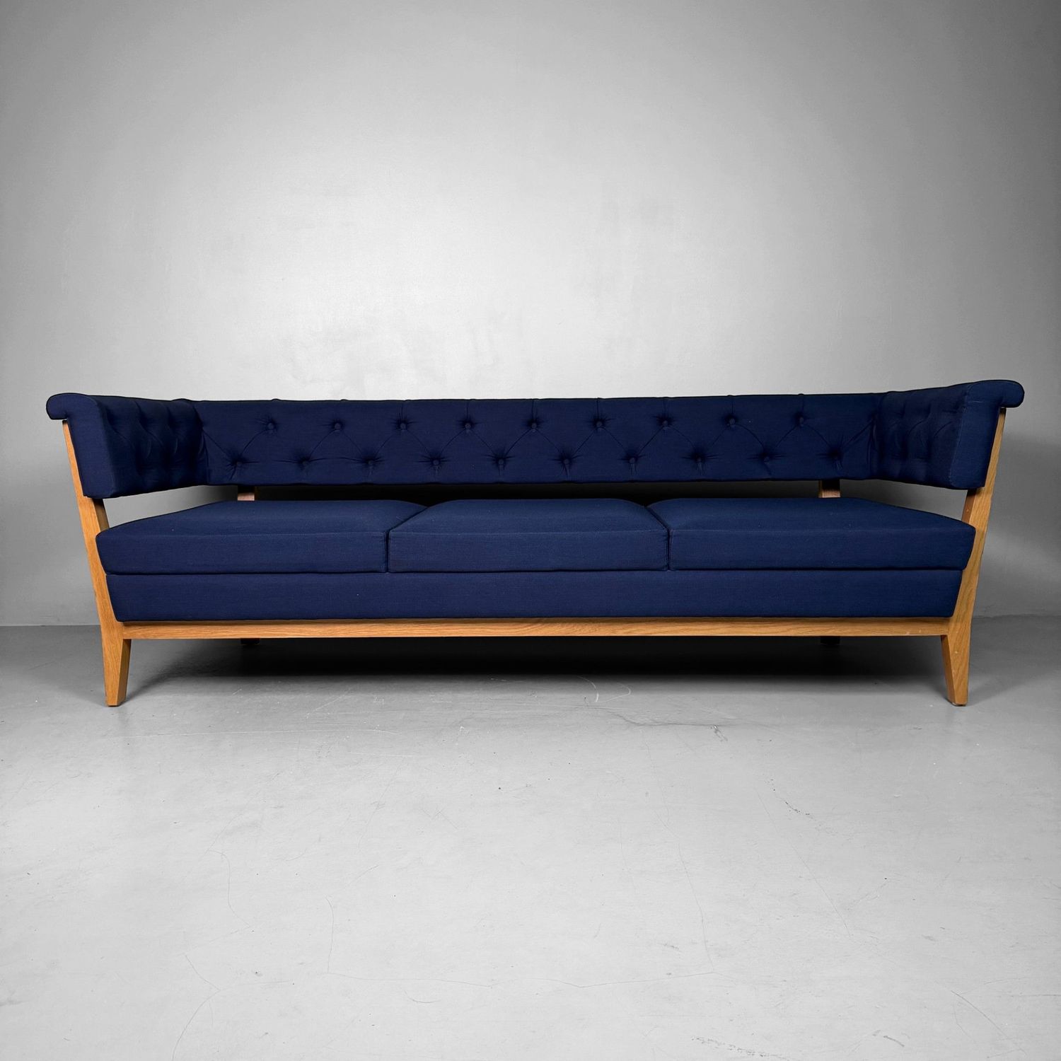 Lyndon Design ‘Arlington’ 3-Seater Sofa, United Kingdom, 2012 Lyndon Design ‘Arlington’ 3-Seater Sofa, United Kingdom, 2012