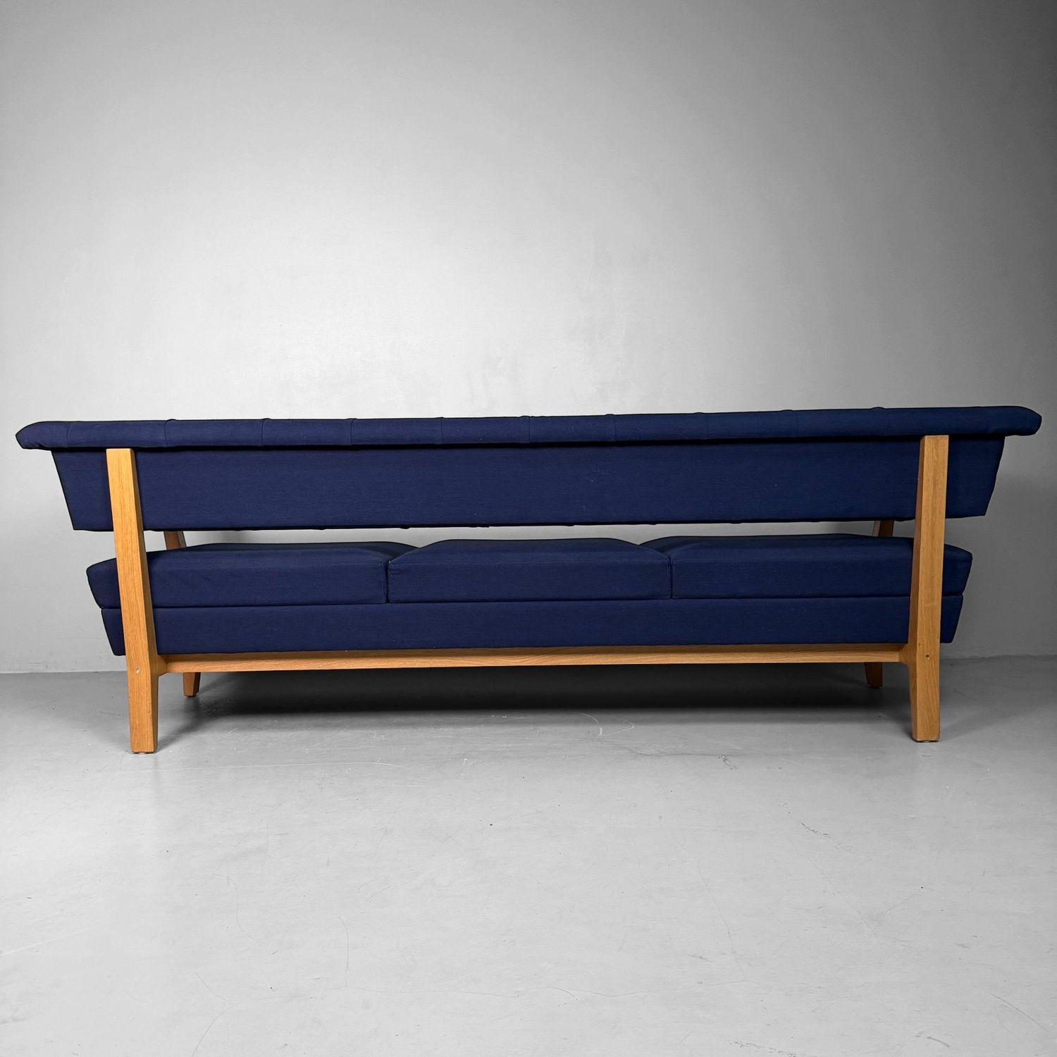 Lyndon Design ‘Arlington’ 3-Seater Sofa, United Kingdom, 2012 Lyndon Design ‘Arlington’ 3-Seater Sofa, United Kingdom, 2012