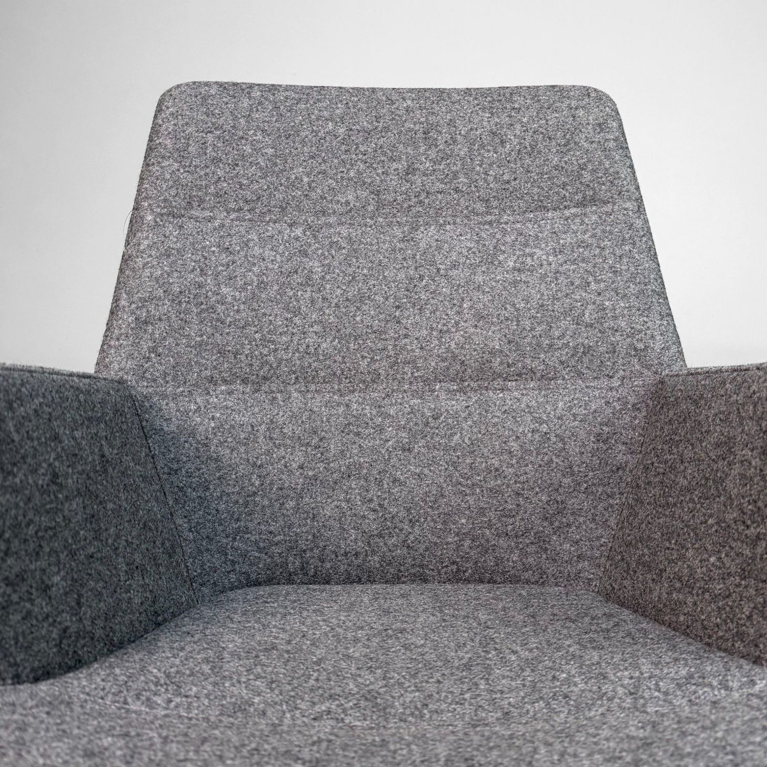 Grijze Lounge Bureaustoel '​Quinti ' op Draaivoet, 2010, Italië