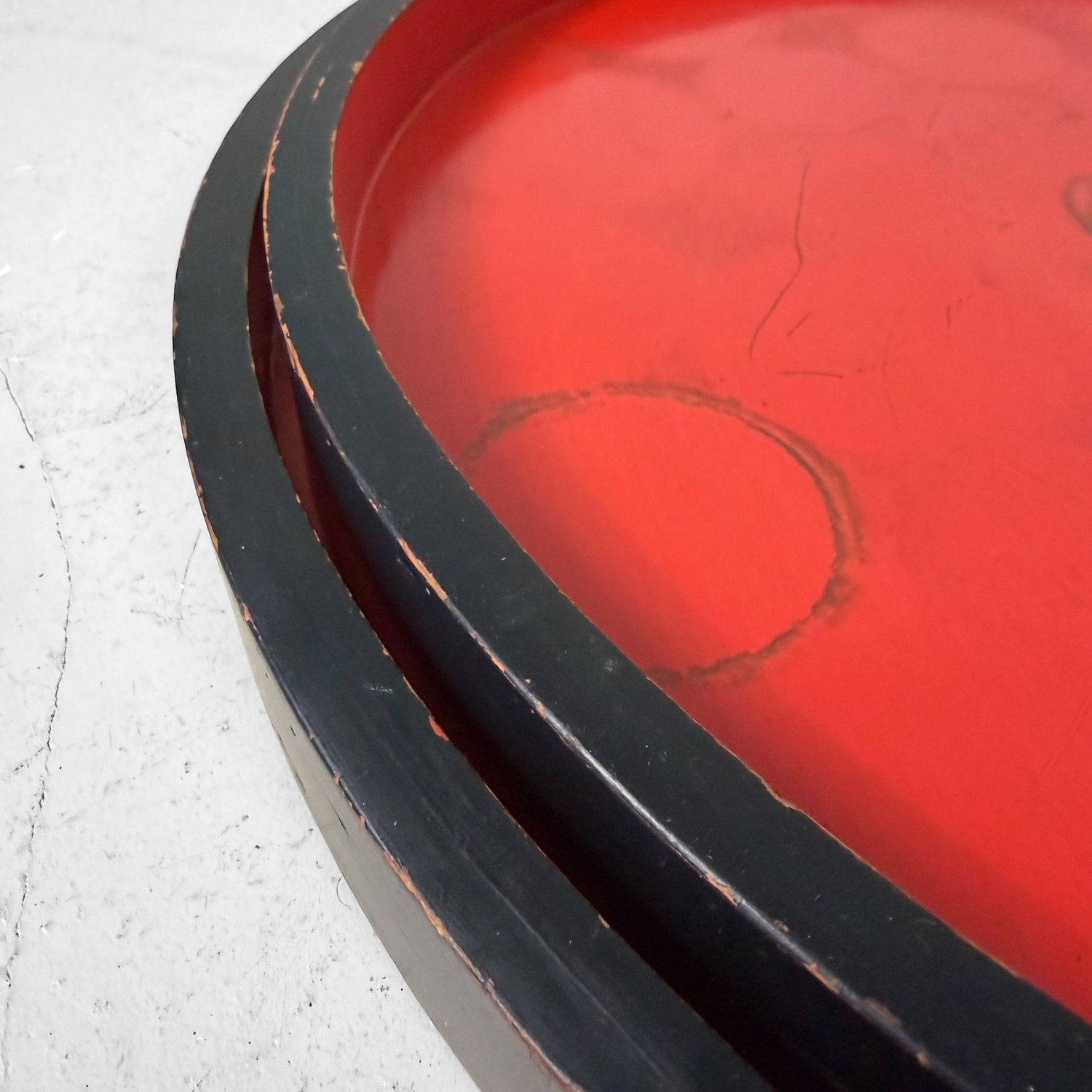 Set of Japanese Marubon Trays in Red and Black Lacquer, 1910s