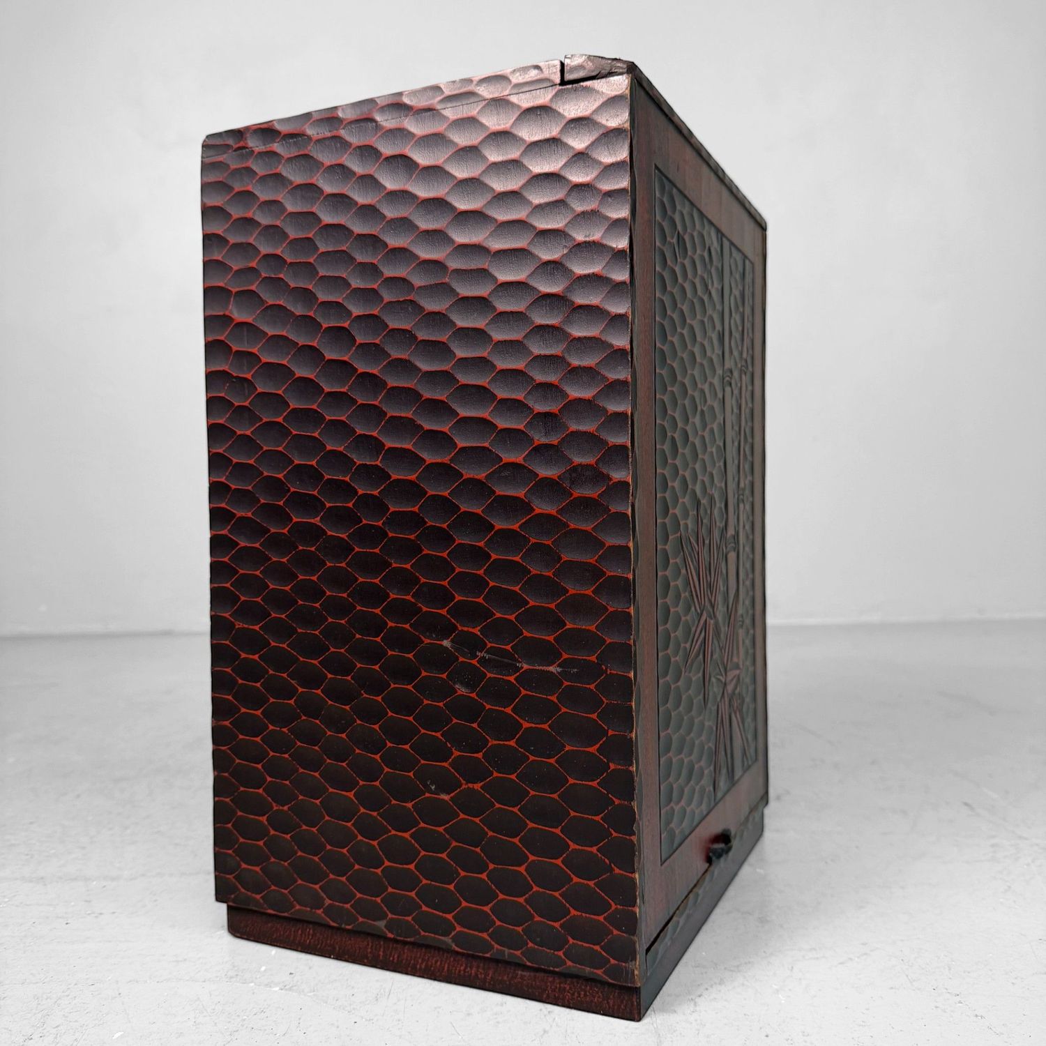 Klein Japans Kamakura-bori Make-up meubel met Spiegel, 1960s