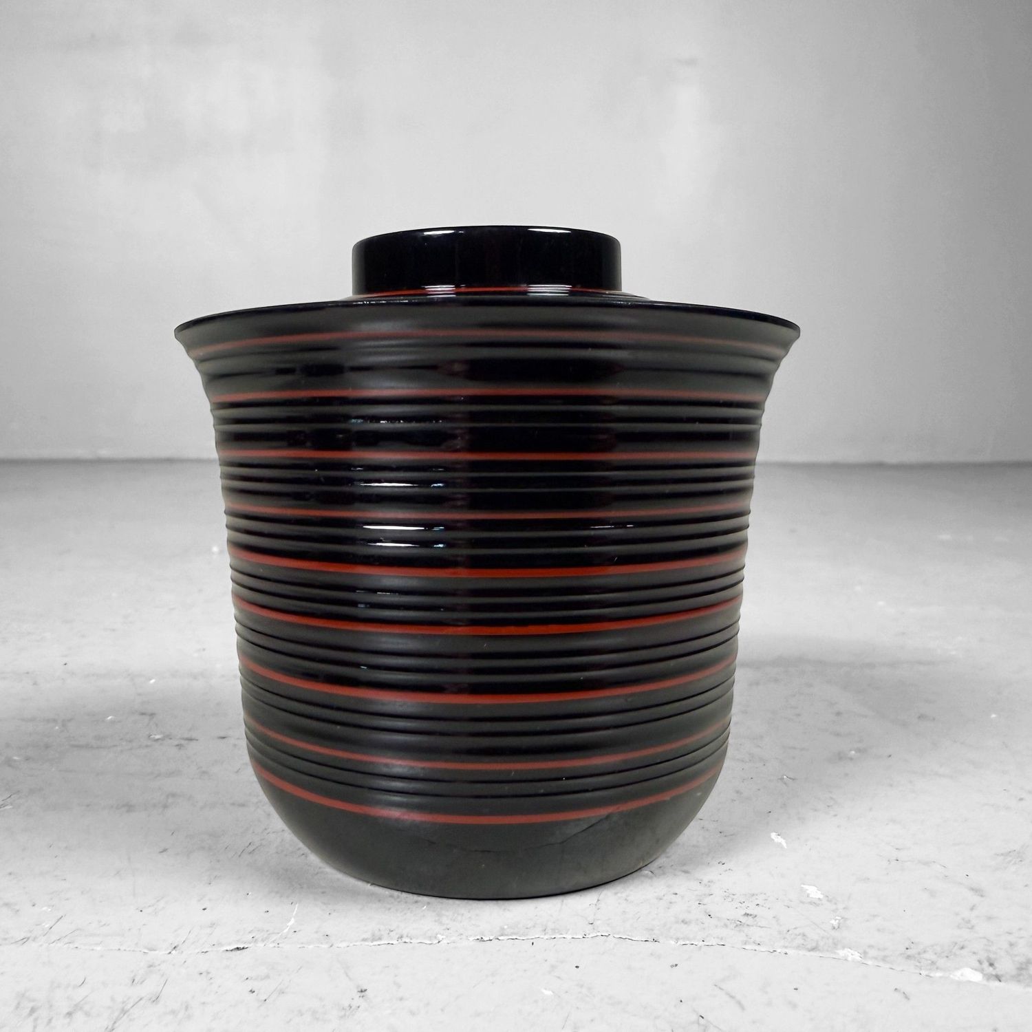 Japanese Ko-suimono-wan, Set Lacquer Soup Bowls with Lids, Yamanaka, 1970s