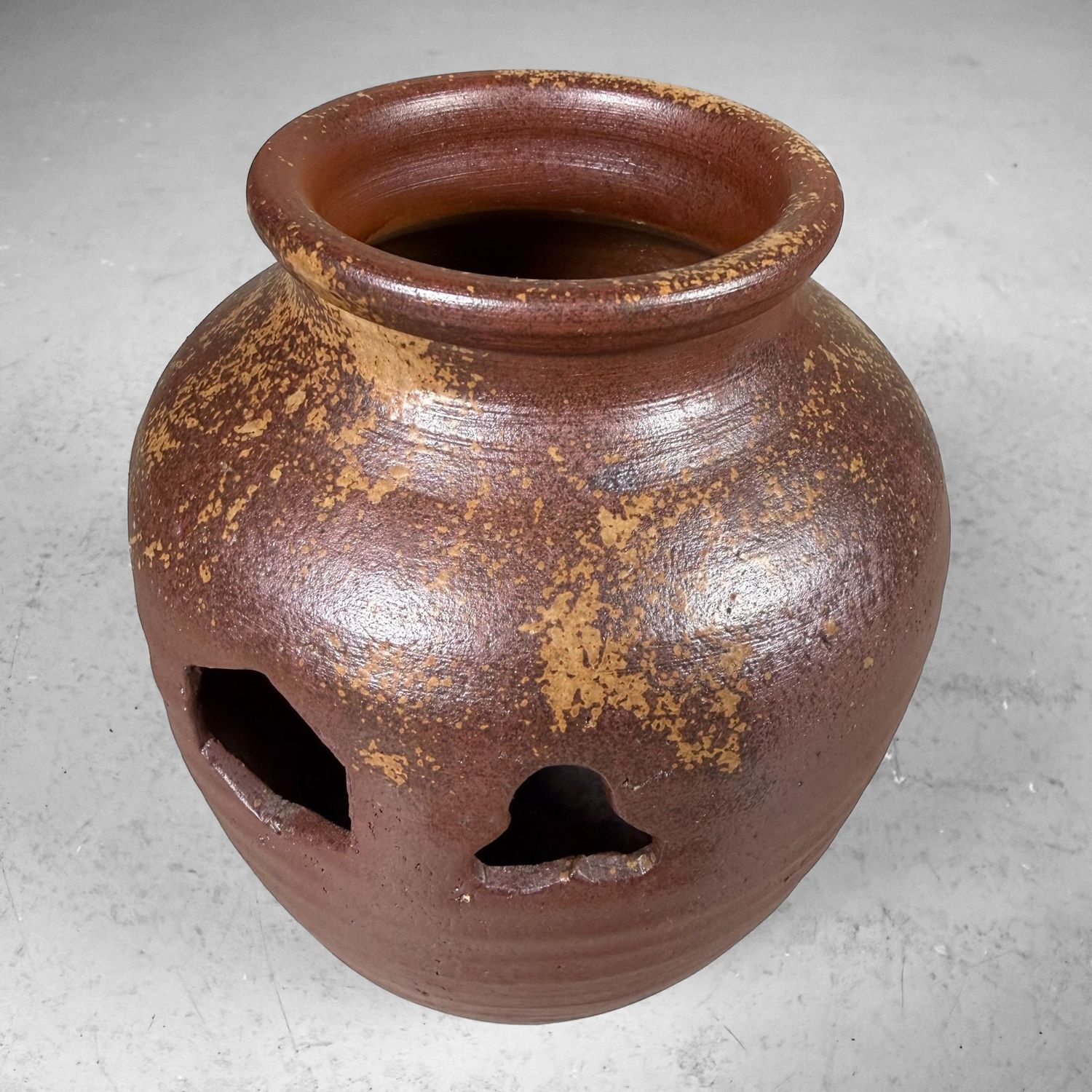 Japanese Bizen-yaki Ikebana Vase, Traditional Stoneware, 1960s Japanese Bizen-yaki Ikebana Vase, Traditional Stoneware, 1960s