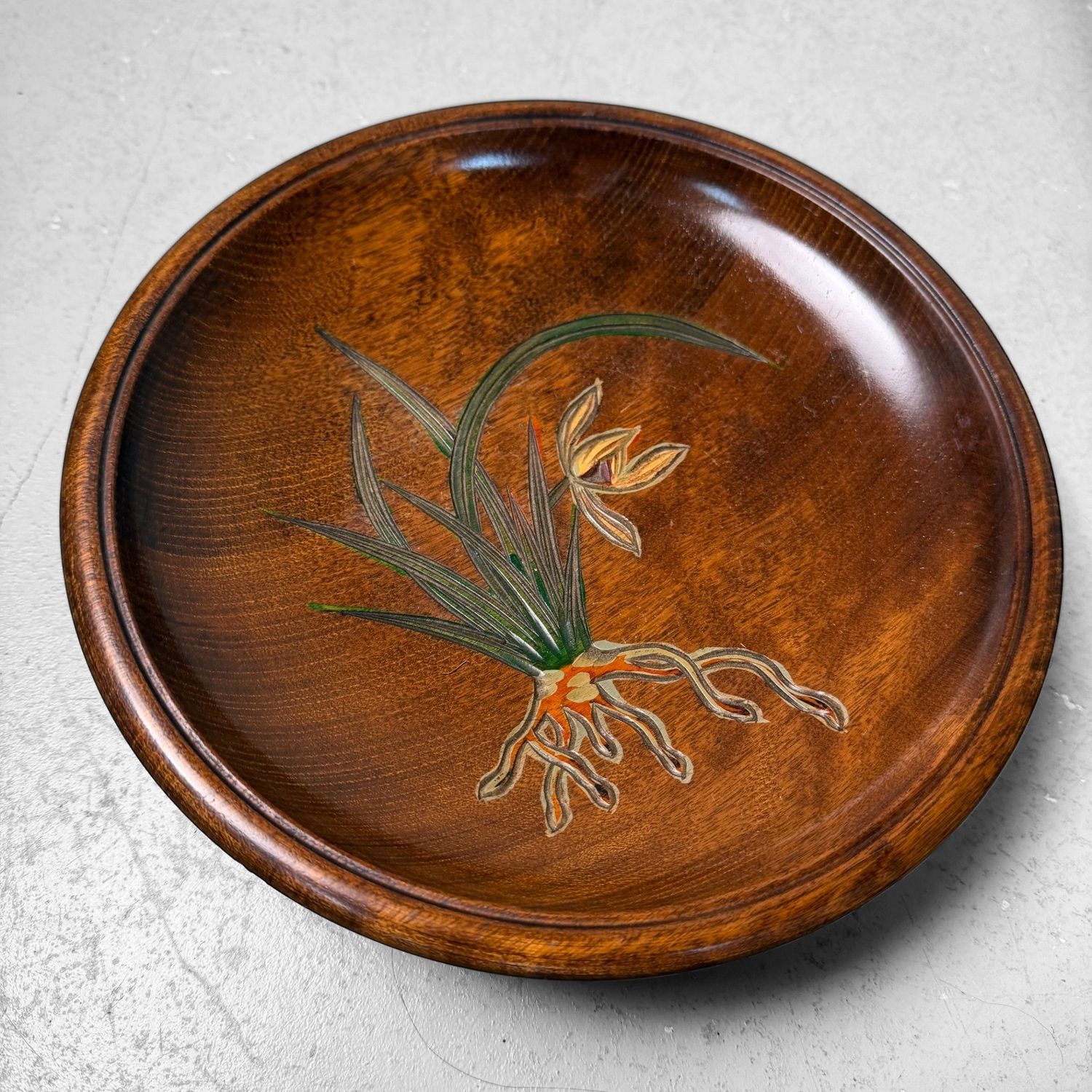 Japanese Wooden Sanuki-bori Obon with Floral Motif, 1960s