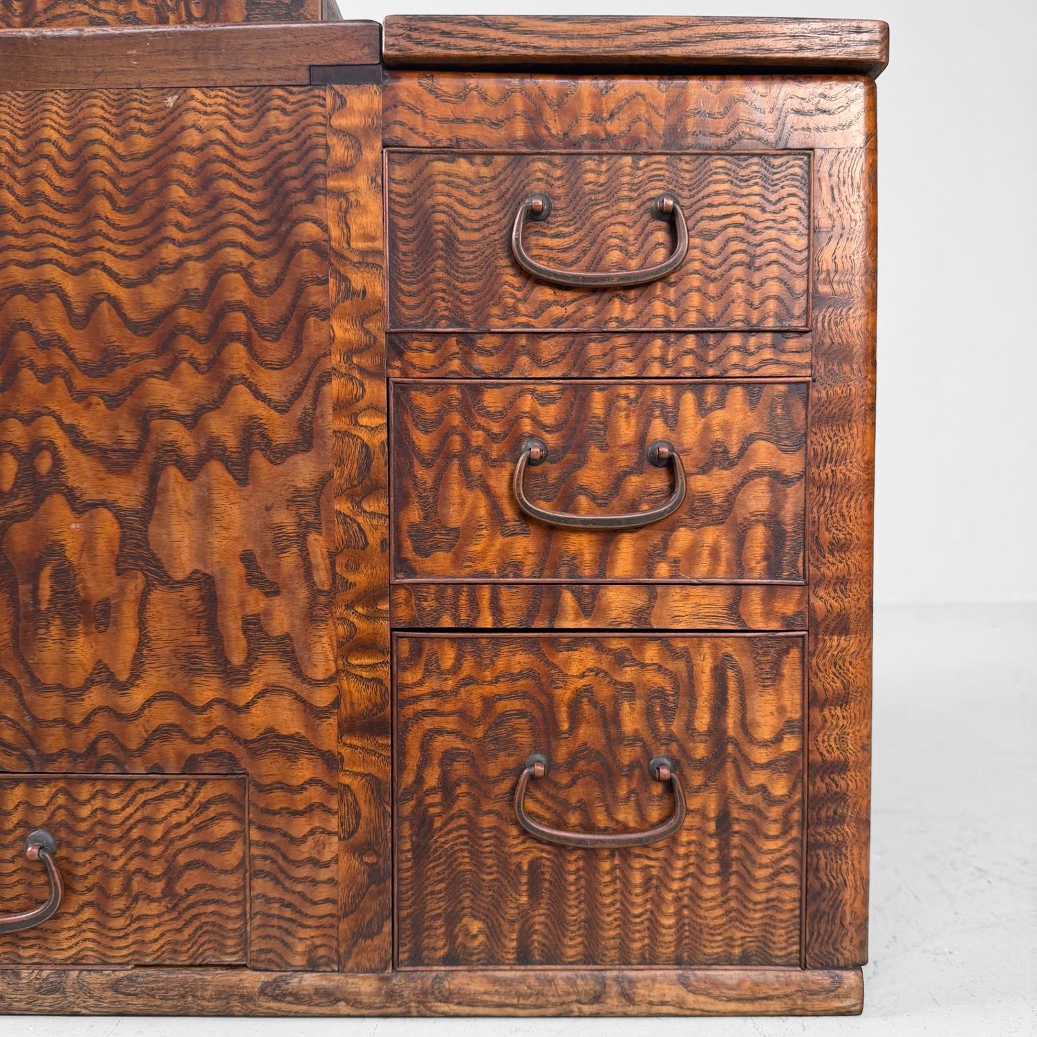 Japanese Wooden Hibachi Tea Cabinet with Drawers, 1920s