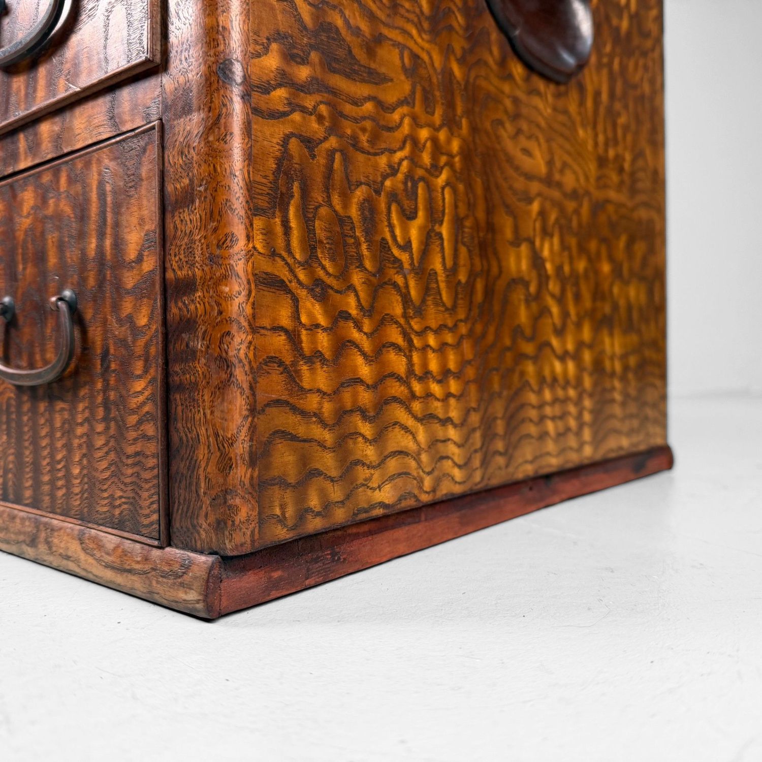 Japanese Wooden Hibachi Tea Cabinet with Drawers, 1920s