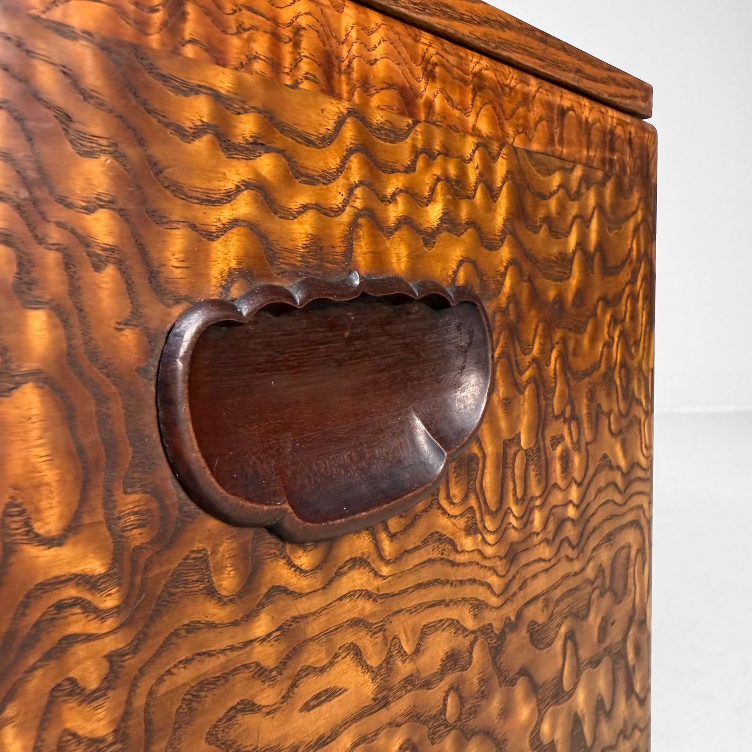 Japanese Wooden Hibachi Tea Cabinet with Drawers, 1920s