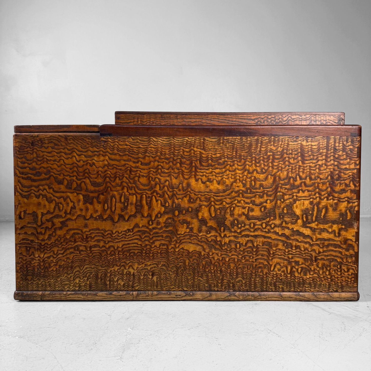 Japanese Wooden Hibachi Tea Cabinet with Drawers, 1920s