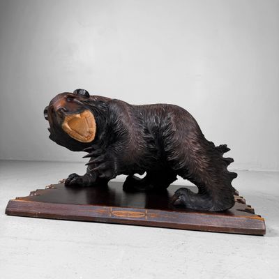 Kibori no Kuma, Ainu Wooden Bear Sculpture, 1950s