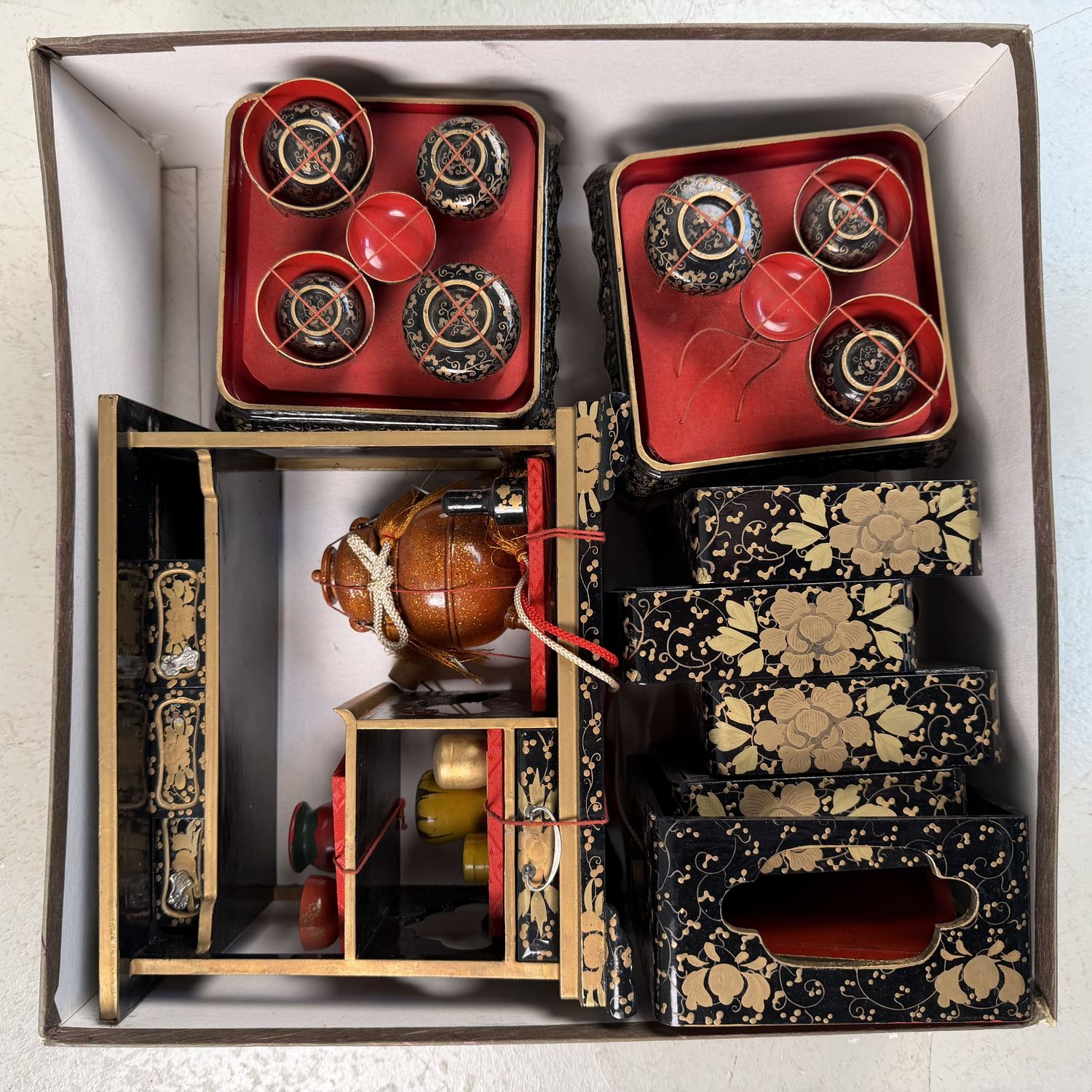 Luxurious Tsugaru-nuri Hina Lacquer Accessories, Fukushi Shikki, 1960s