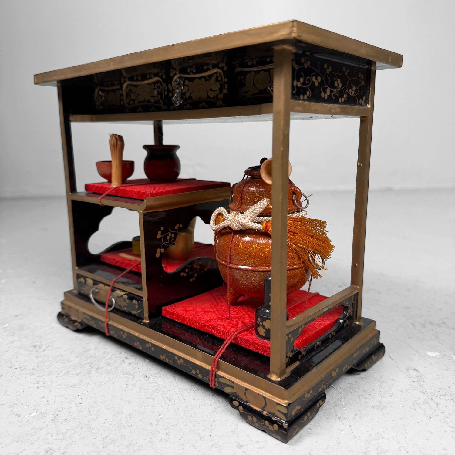 Luxurious Tsugaru-nuri Hina Lacquer Accessories, Fukushi Shikki, 1960s