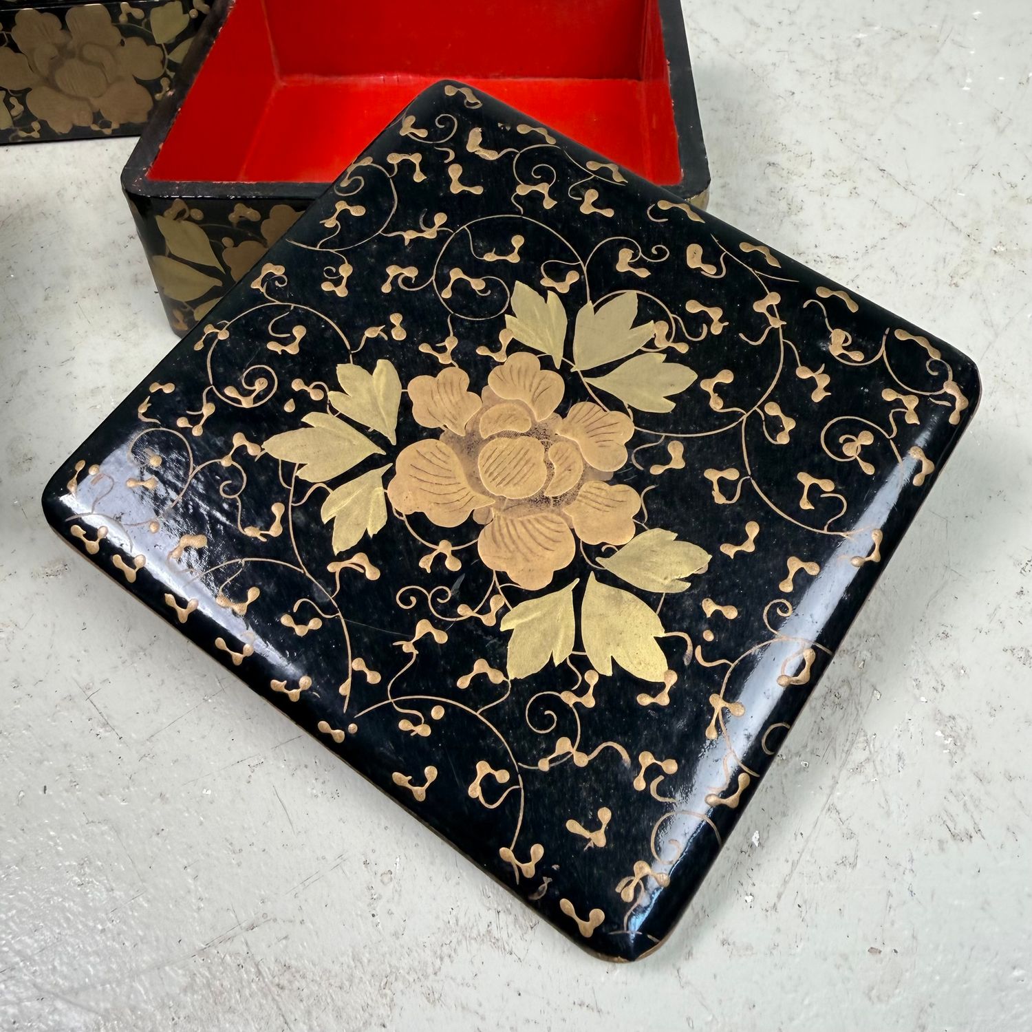 Luxurious Tsugaru-nuri Hina Lacquer Accessories, Fukushi Shikki, 1960s