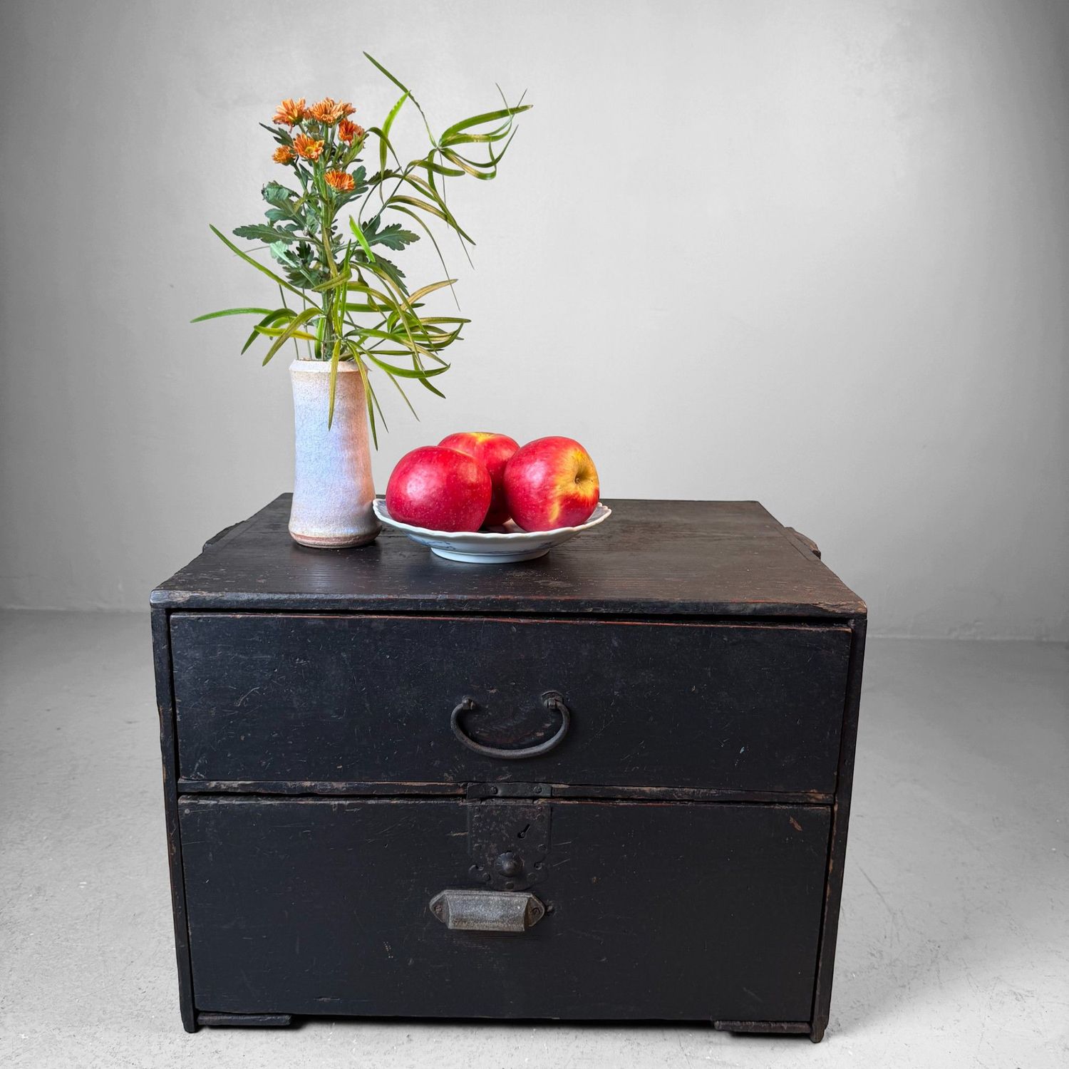 Small Japanese Tansu Drawer Chest, 1920s