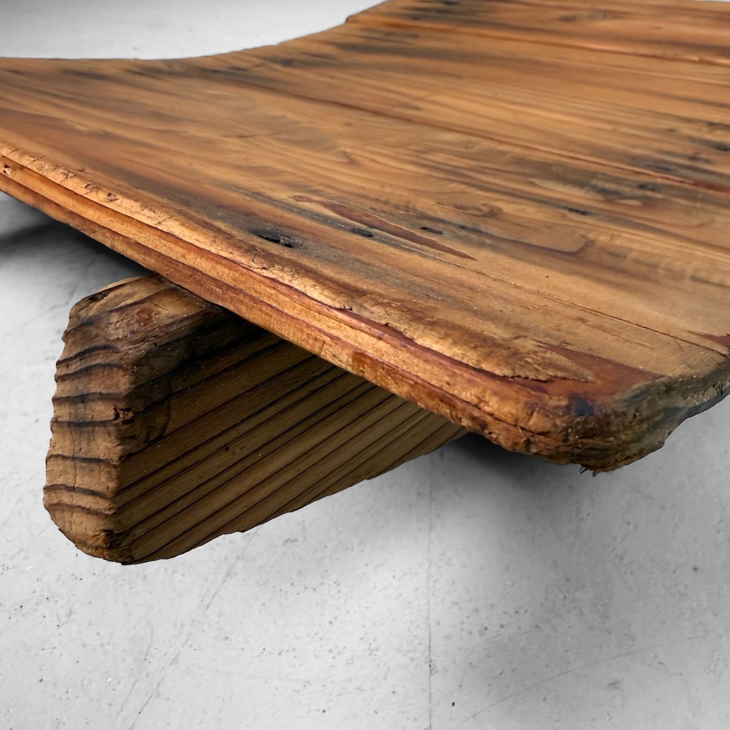 Japans Houten Sugi Plateau, Wabi-Sabi Displaystuk, 1930s