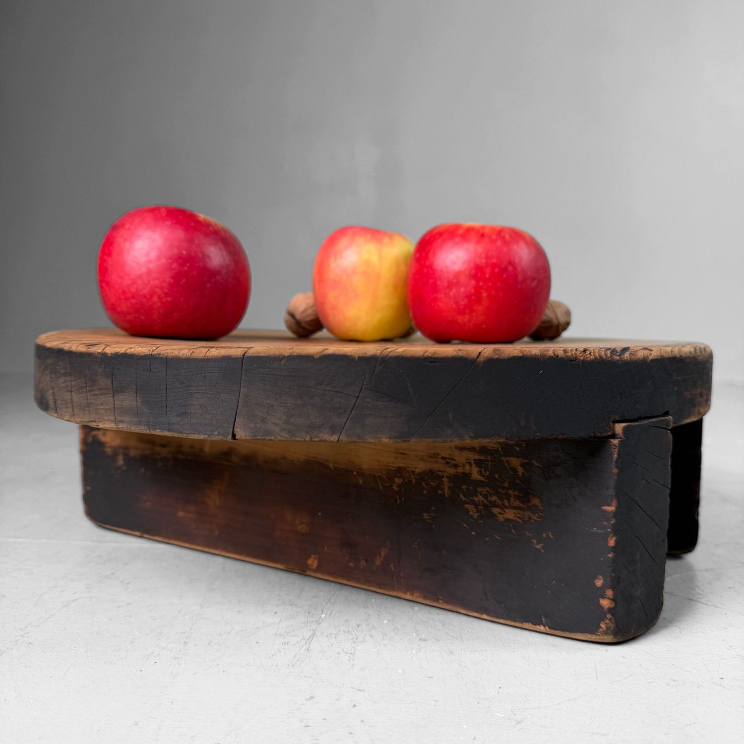 Japanese Wooden Oke Lid, Wabi-sabi Display Stand, 1920s