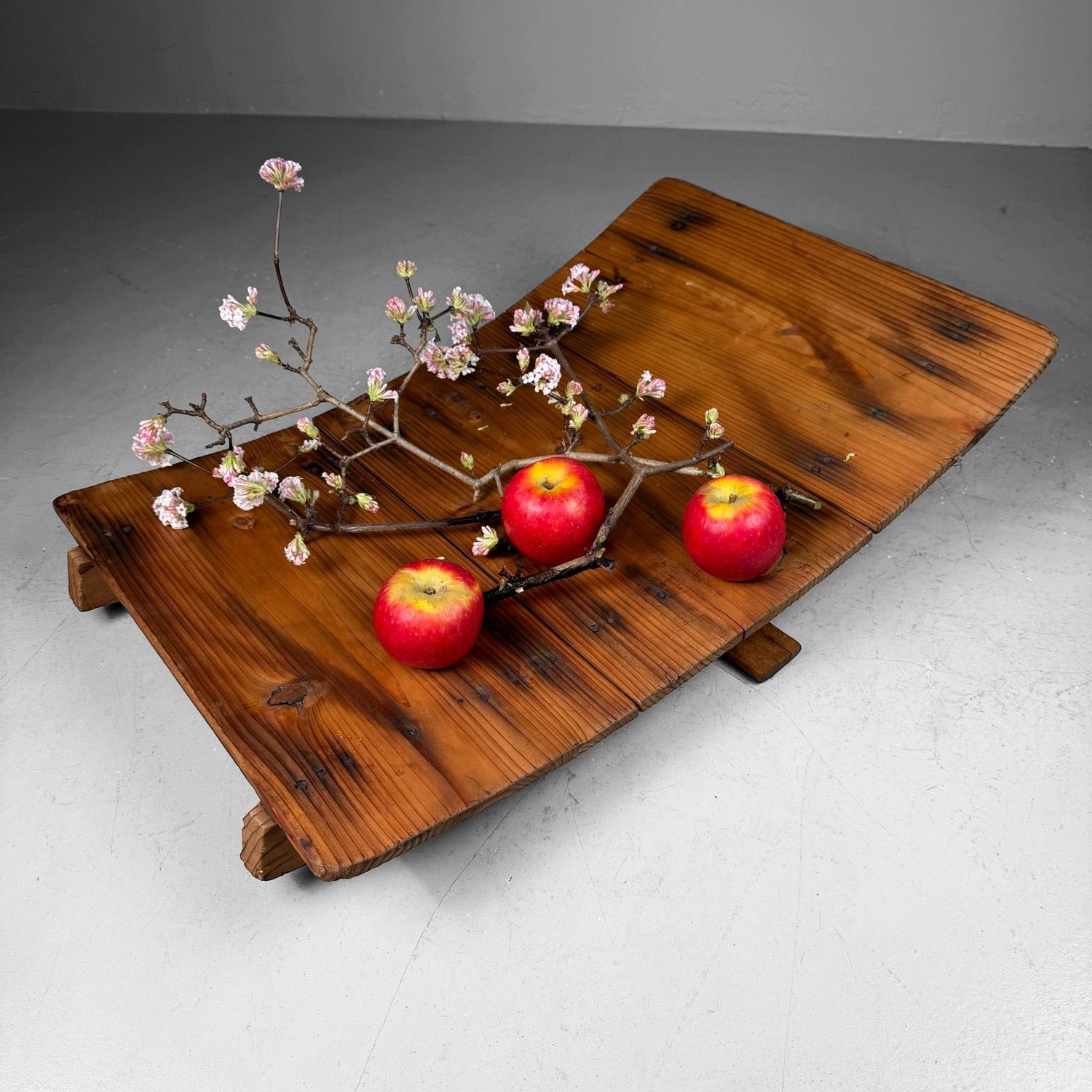 Japans Houten Sugi Plateau, Wabi-Sabi Displaystuk, 1930s