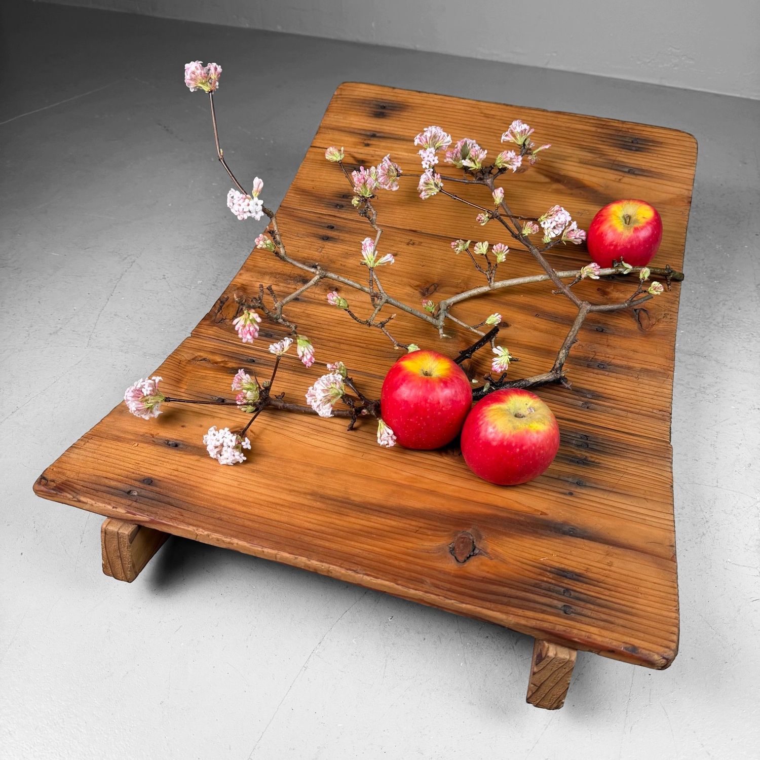 Japans Houten Sugi Plateau, Wabi-Sabi Displaystuk, 1930s