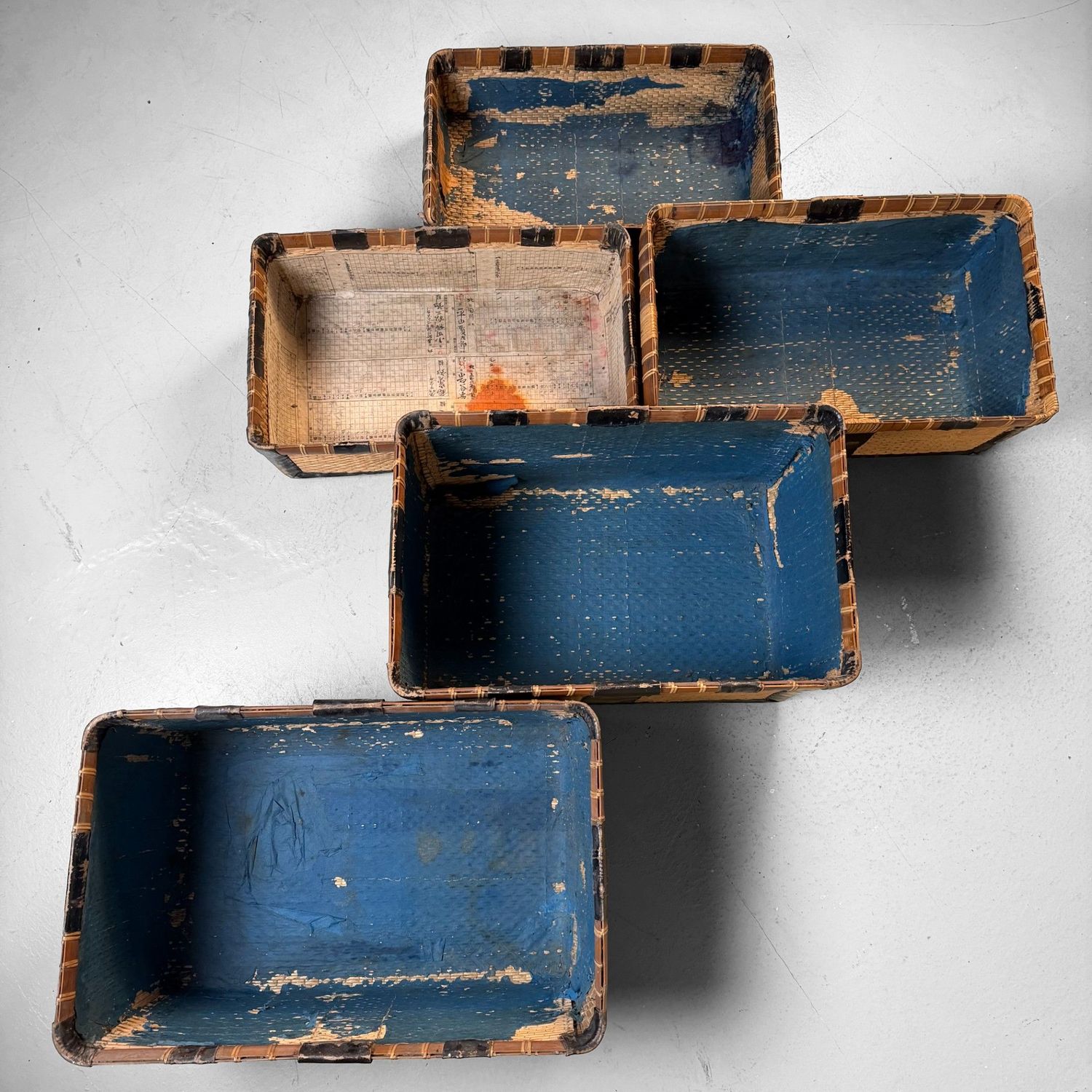 Japanse Set Gevlochten Kōri Opbergmanden, Tachibanamon, 1900s
