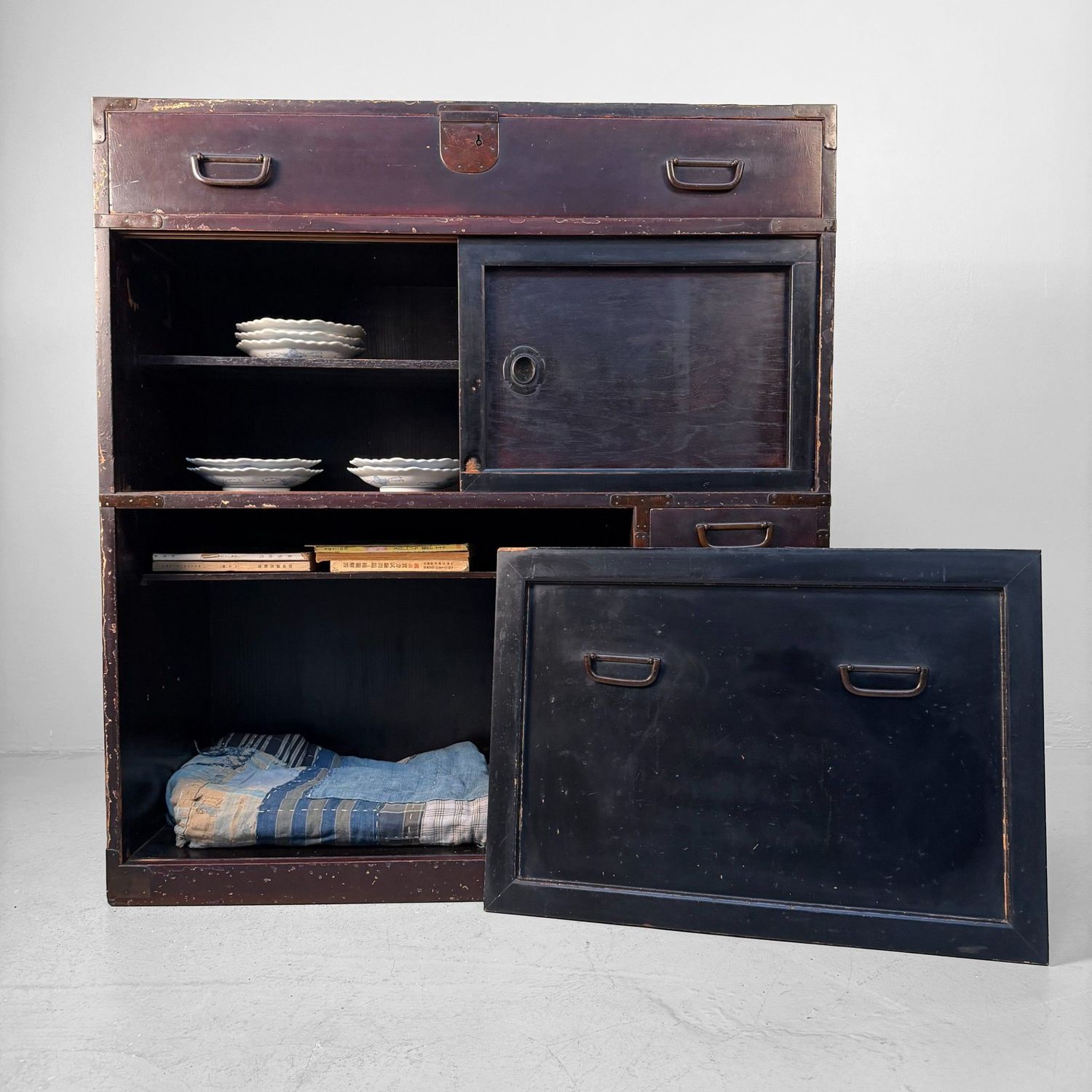 Japanese Mizuya Tansu Storage Cabinet, 1900s