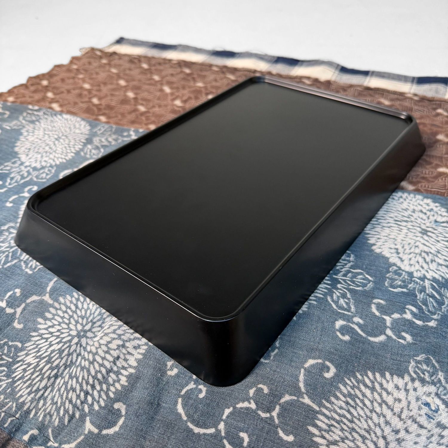 Japanese Lacquer Tray, Obon with Fuji-mon, 1970s