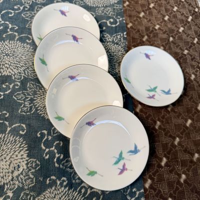 Japanse Set Bordjes 'Kraanvogel' Mino-porselei, Kuyama Kiln, 1960s Japanse Set Bordjes 'Kraanvogel' Mino-porselei, Kuyama Kiln, 1960s