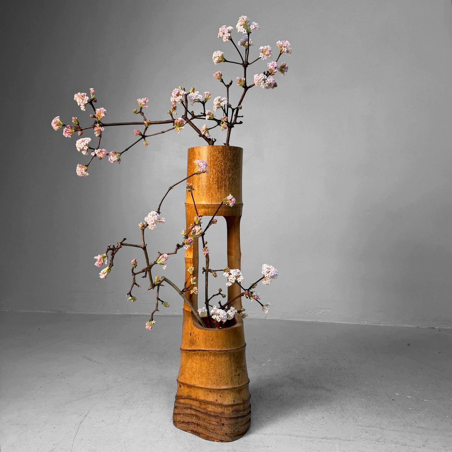 Bamboo Ikebana Stand, Ni-ju-giri Vase, 1930s