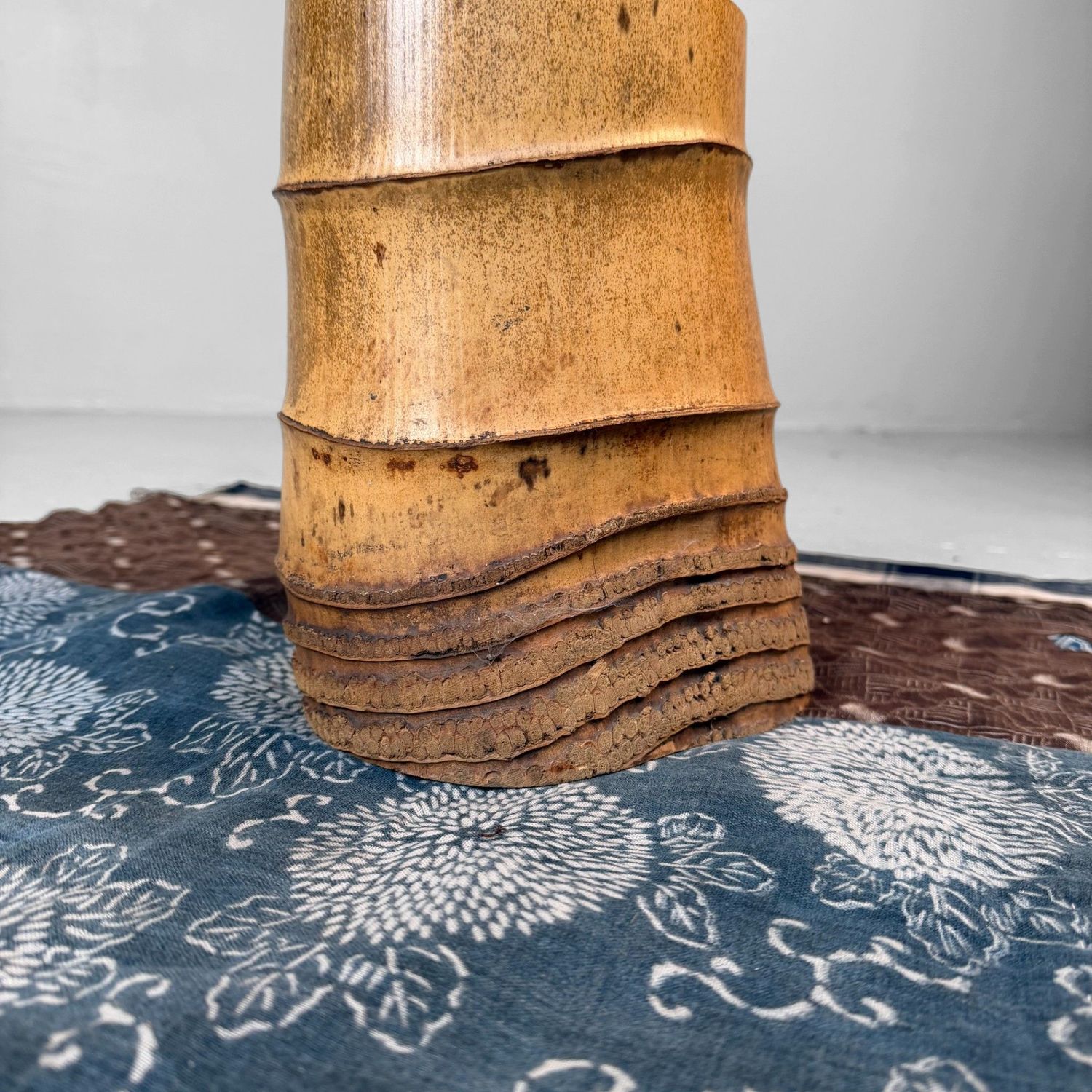 Bamboo Ikebana Stand, Ni-ju-giri Vase, 1930s