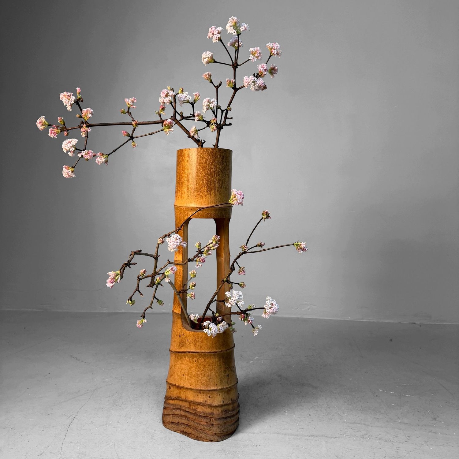 Bamboo Ikebana Stand, Ni-ju-giri Vase, 1930s