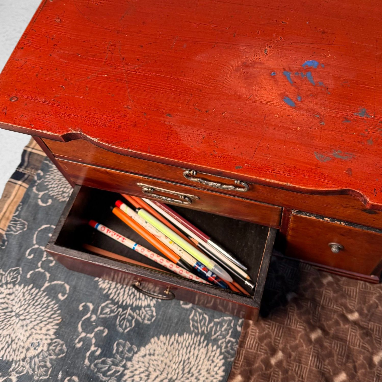 Japans Klein Ladekastje, Roodbruin Hout, 1950s